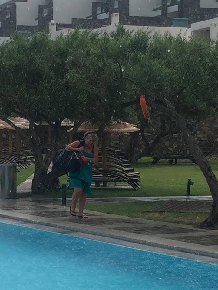 badetøj bag kameraet