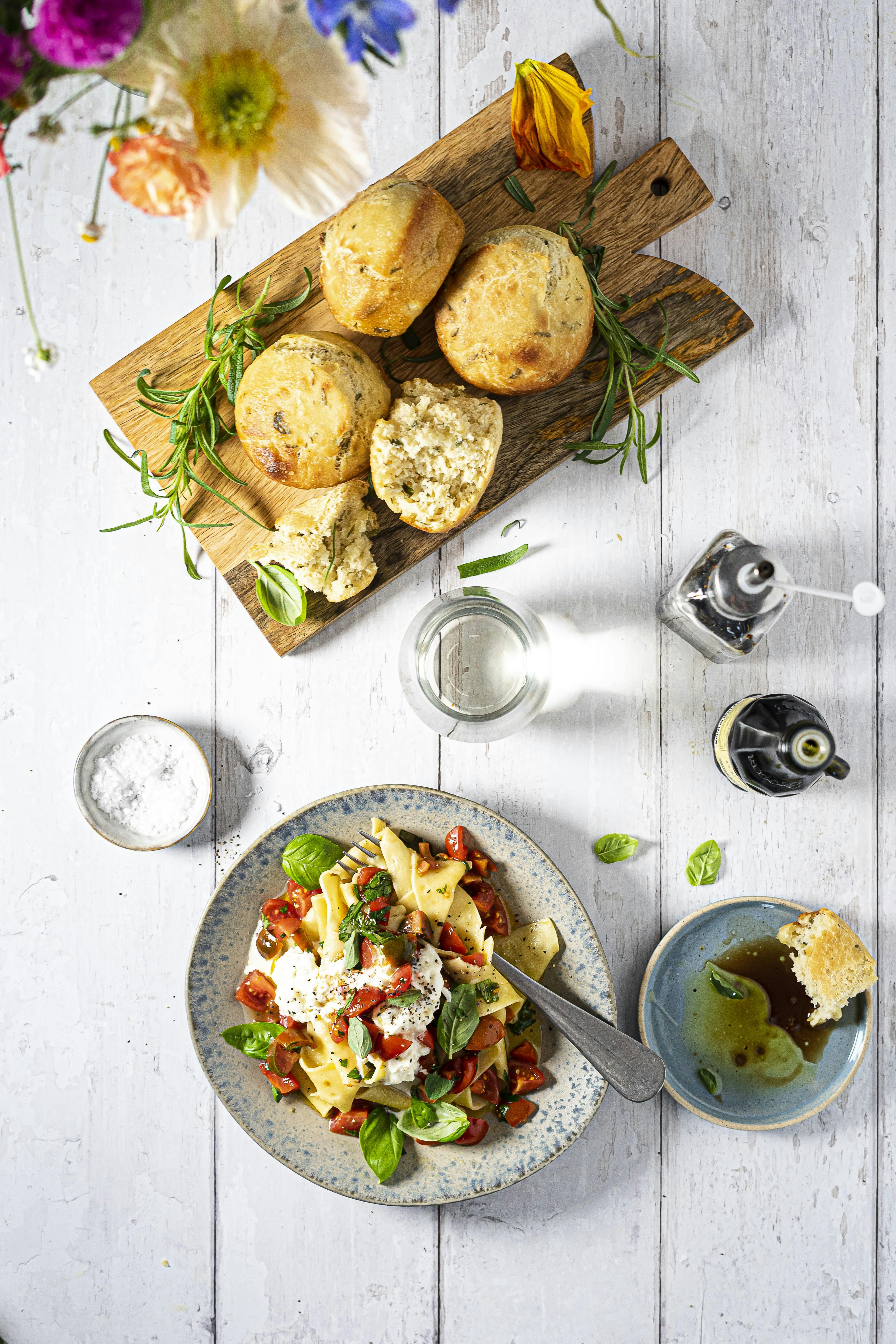 Pasta med urtebrød