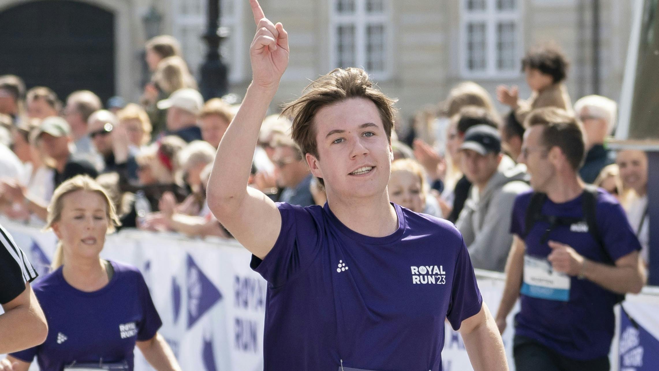 Prins Christian fylder 18