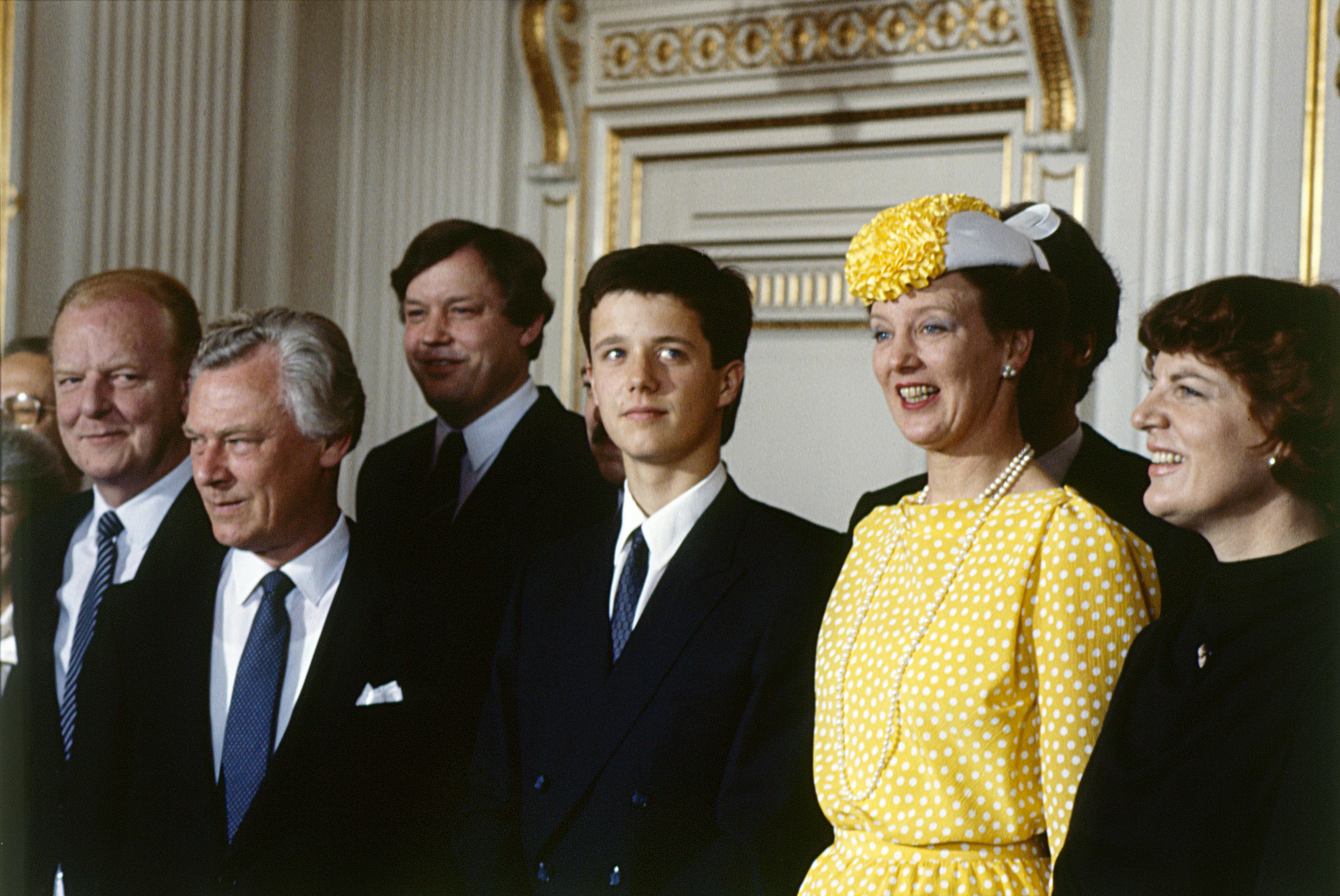 Da kronprins Frederik fyldte 18 år 26. maj 1986, deltog han for første gang i et statsråd sammen med sin mor, dronning Margrethe. Kronprinsen var en smule usikker og ikke helt tilfreds med sin fødselsdag. 