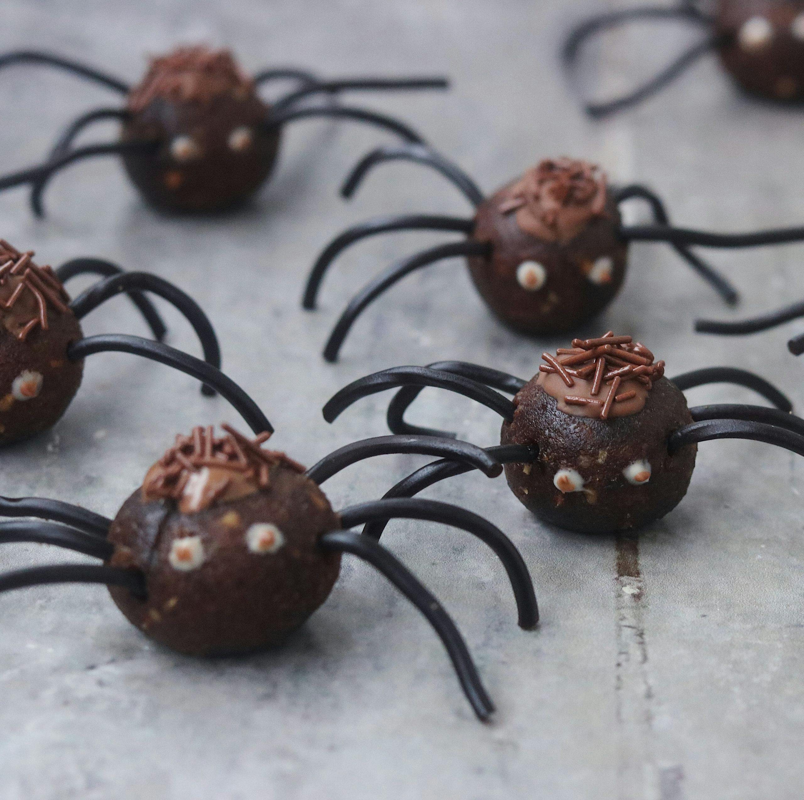 uhyggelige halloween edderkopper
