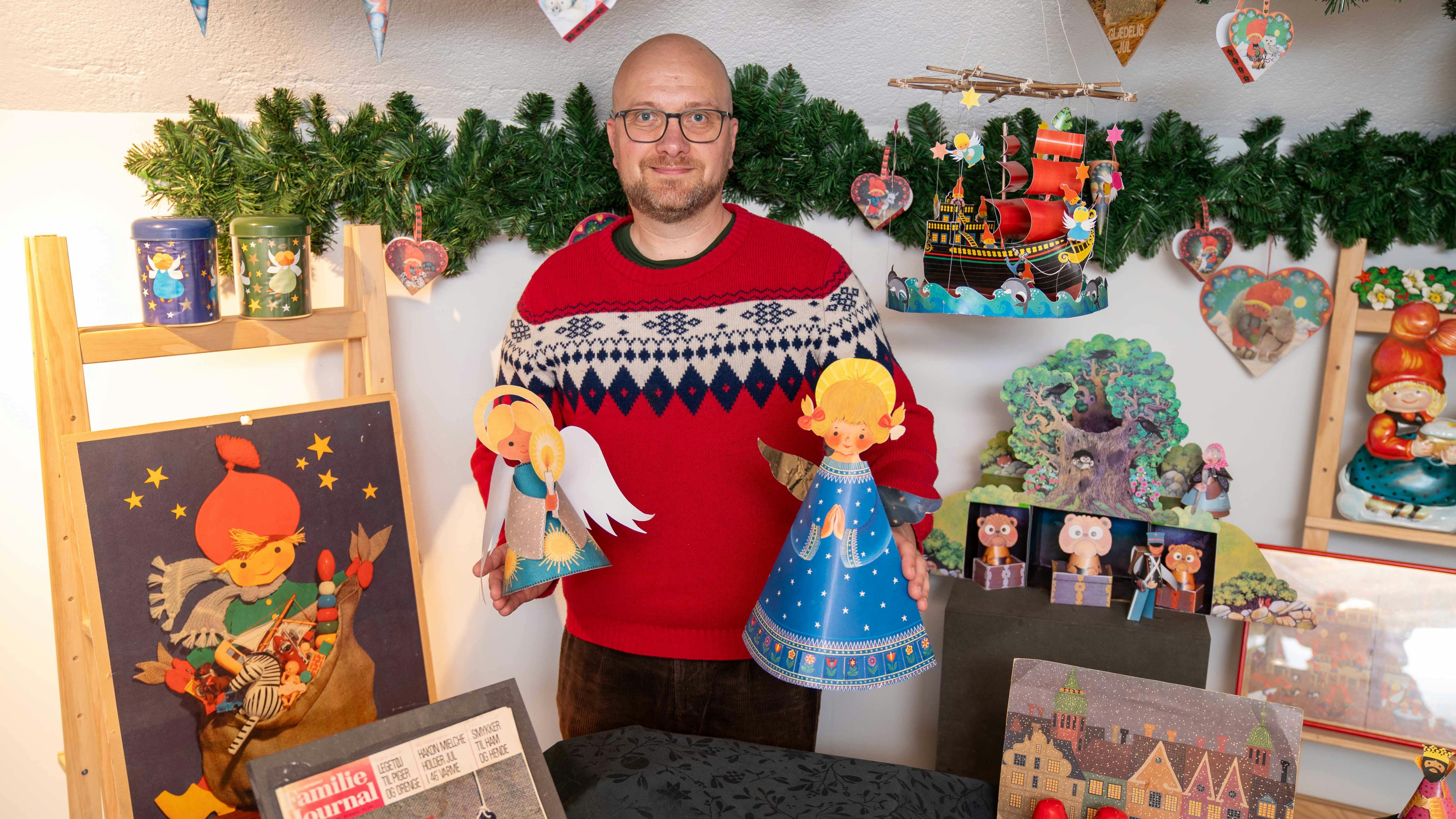 Det er i høj grad Mikael Manøe Bjerregaards private samling af Karen K.-klenodier, der udgør grundstammen i Møntergårdens juleudstilling anno 2023.