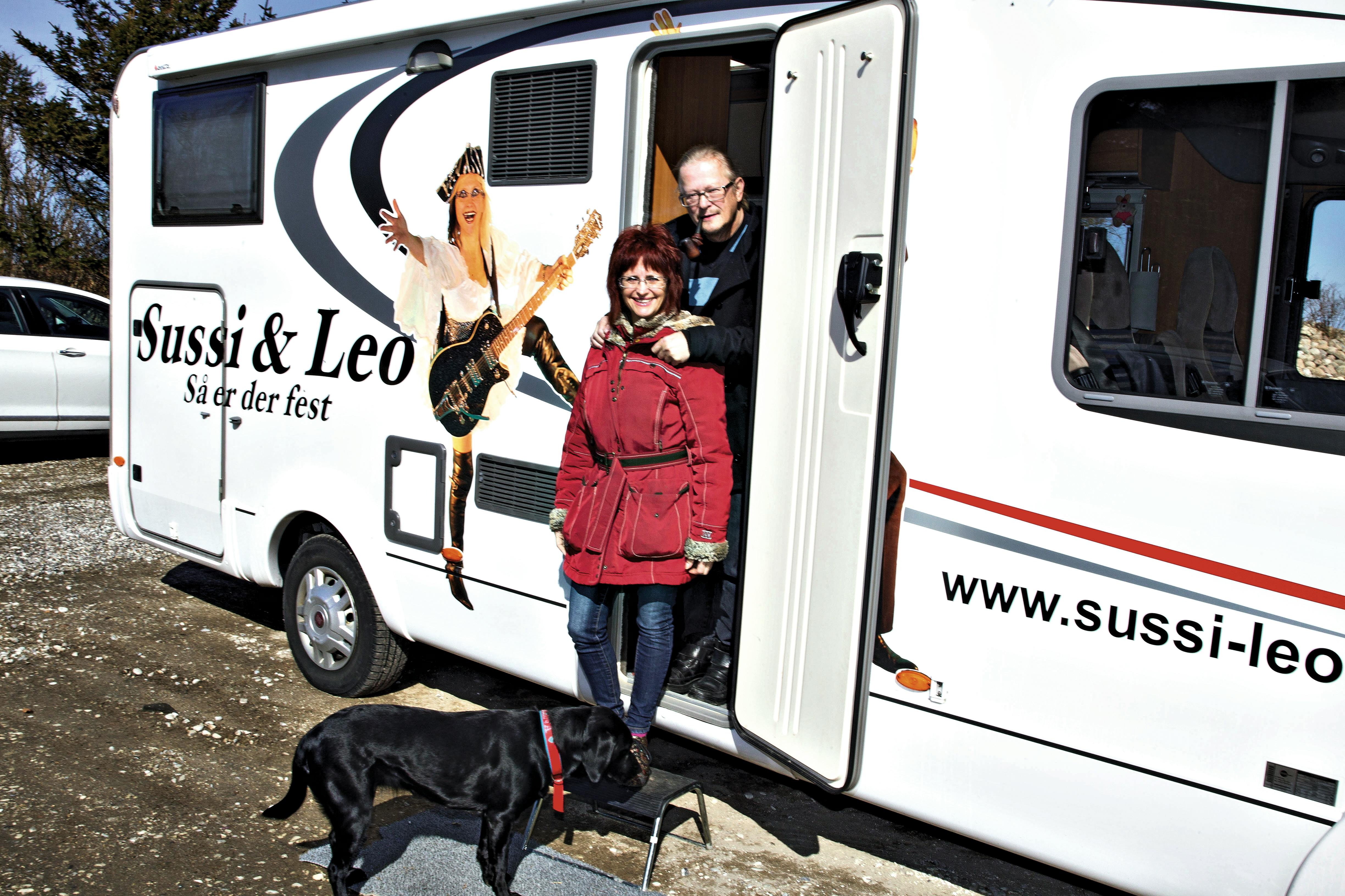 Sussi og Leo optrådte sammen i en årrække og har kendt hinanden, siden de var børn.