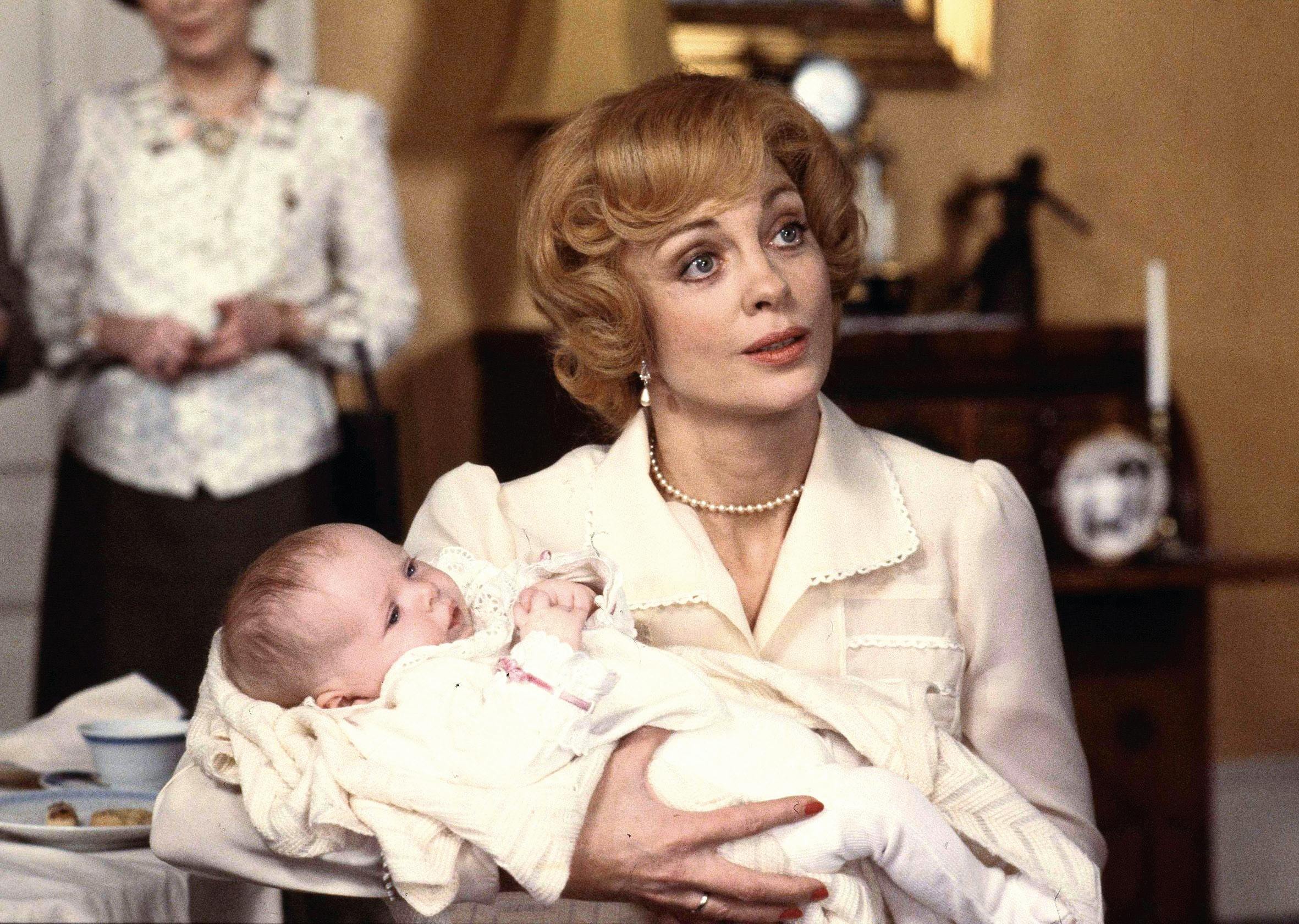 Maude Varnæs Matador