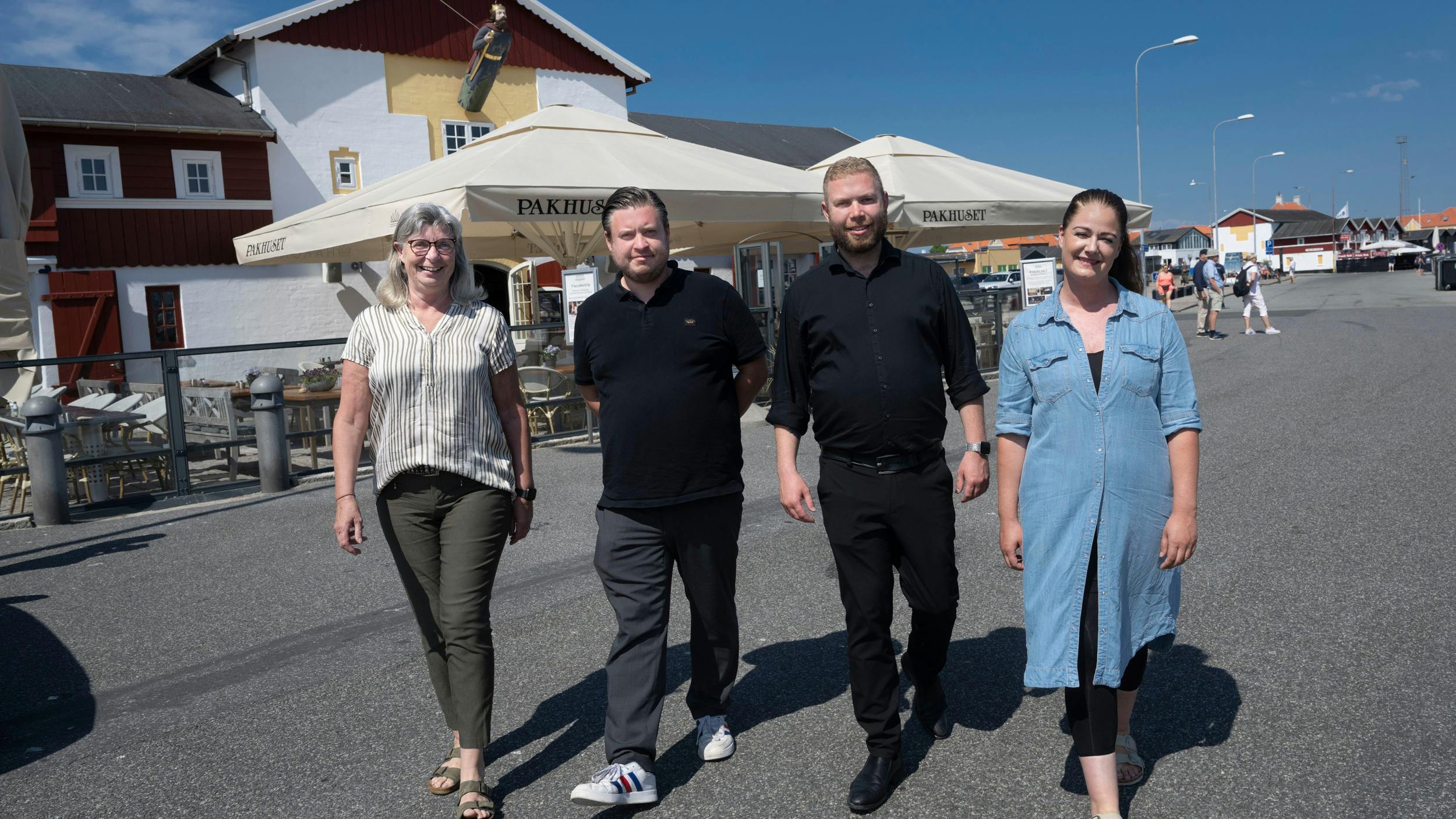 Brødrene Sylvester og Sebastian Madsen, mor, Susanne og Sylvesters kæreste, Anna