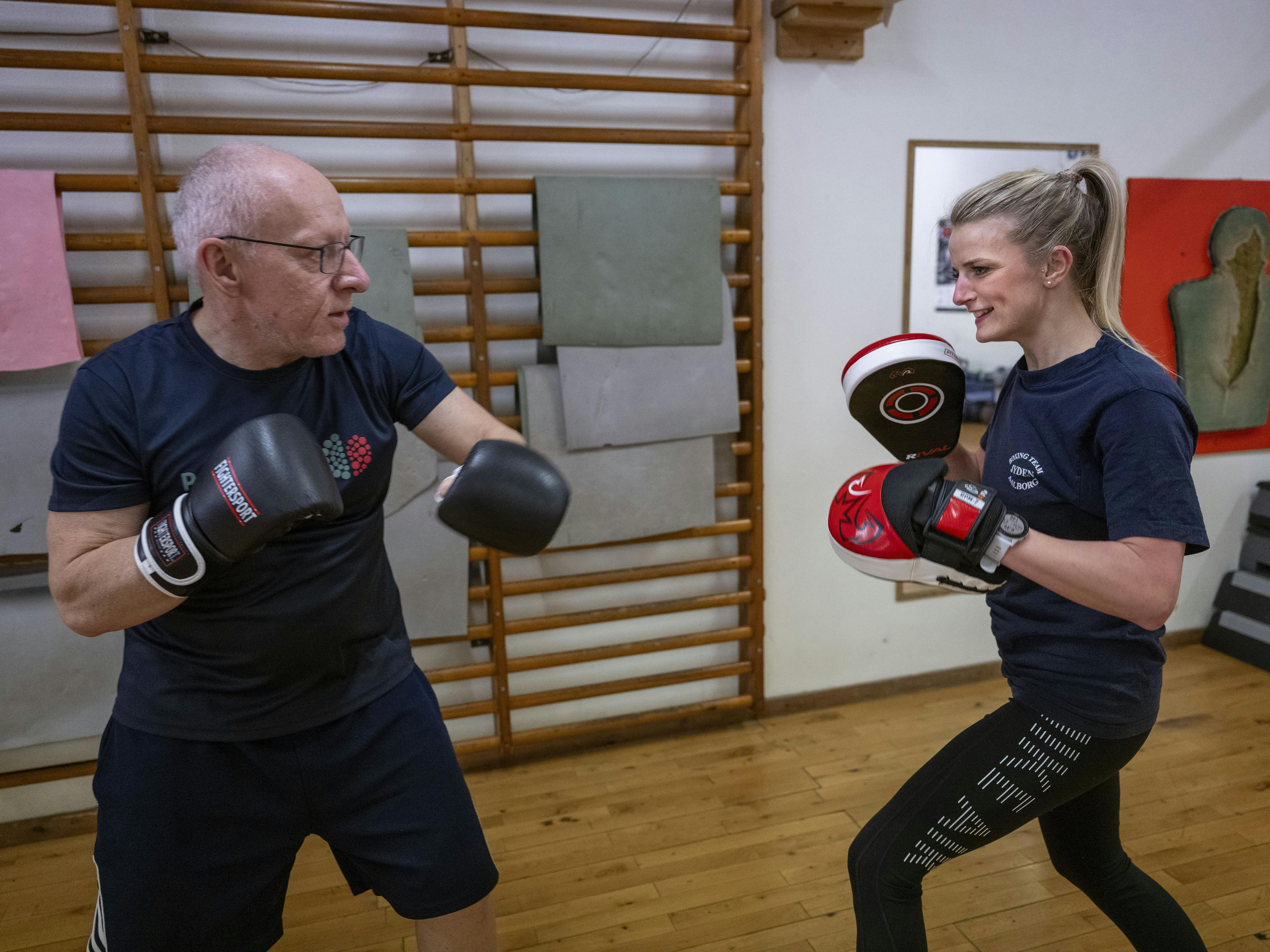 Mia Øgaard Jensen og Jesper Larsen Parkinson Boksning gymnastik Lars Horn / Baghuset Dato: 18.01.24