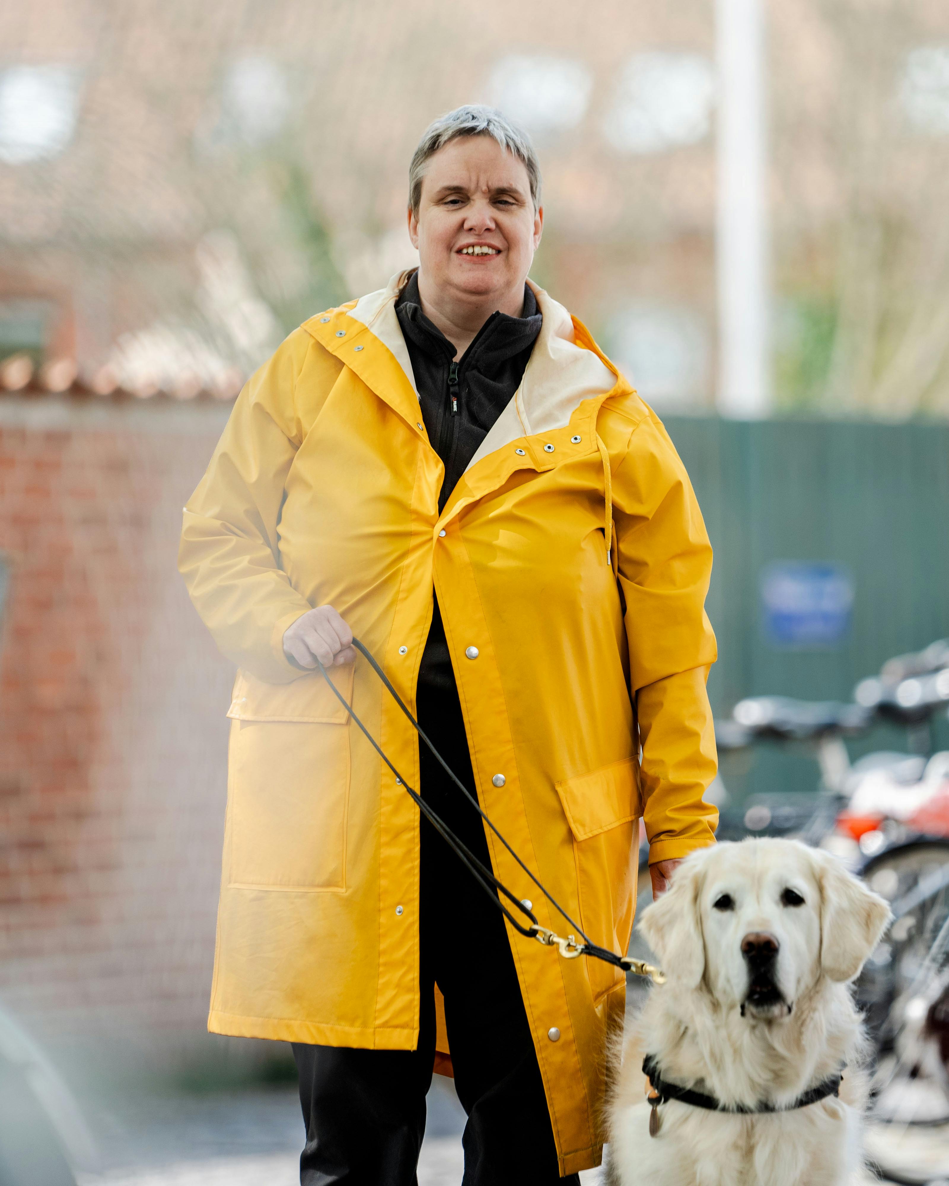 Blinde Heidi Madsen fra Aarhus med sin førerhund Bertha, som er blevet kåret til Årets førerhund 2024