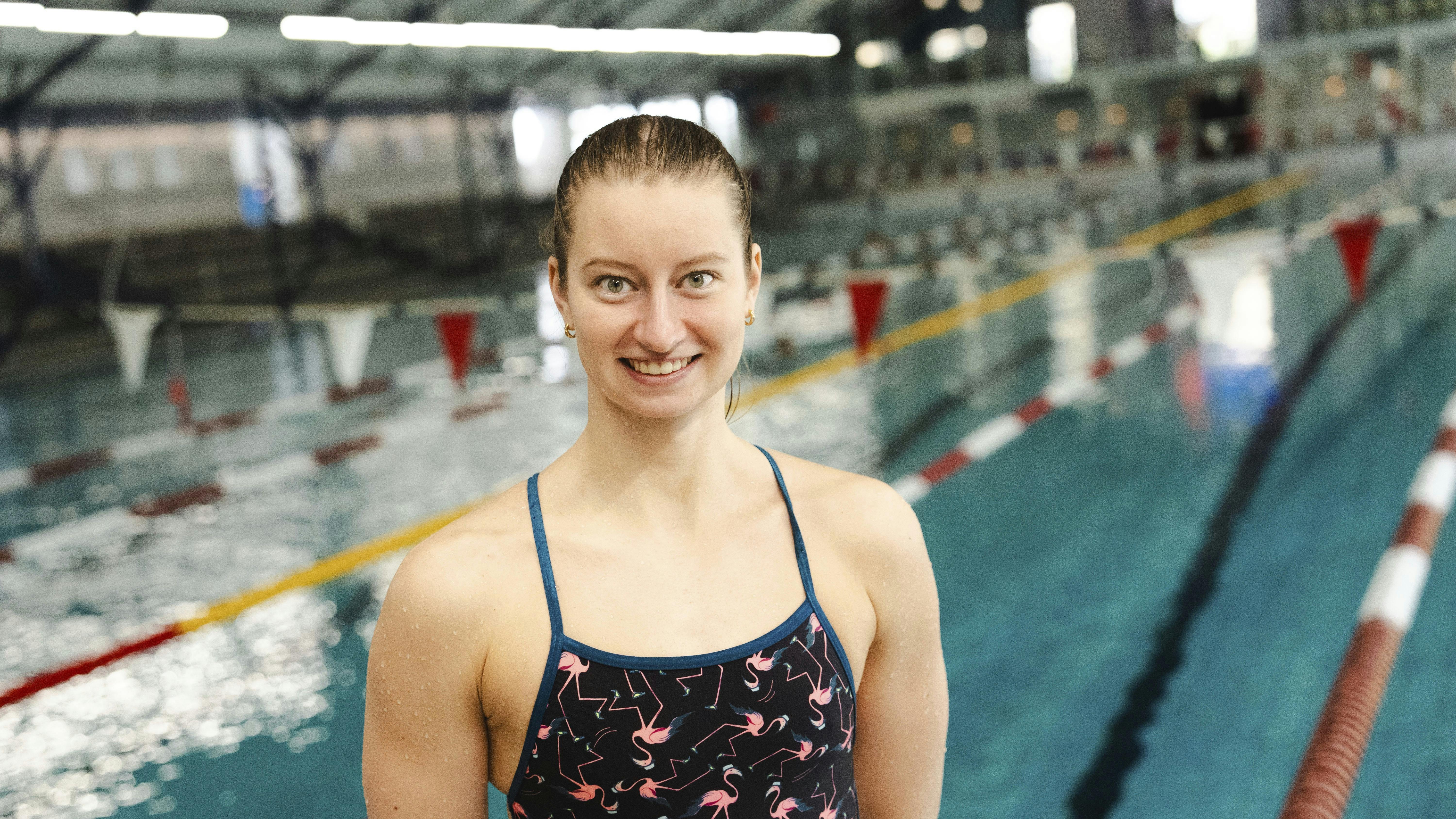Helena Rosendahl Bach vandt i juni guld ved EM i svømning. Nu er hun Danmarks håb i det våde element ved OL i Paris.