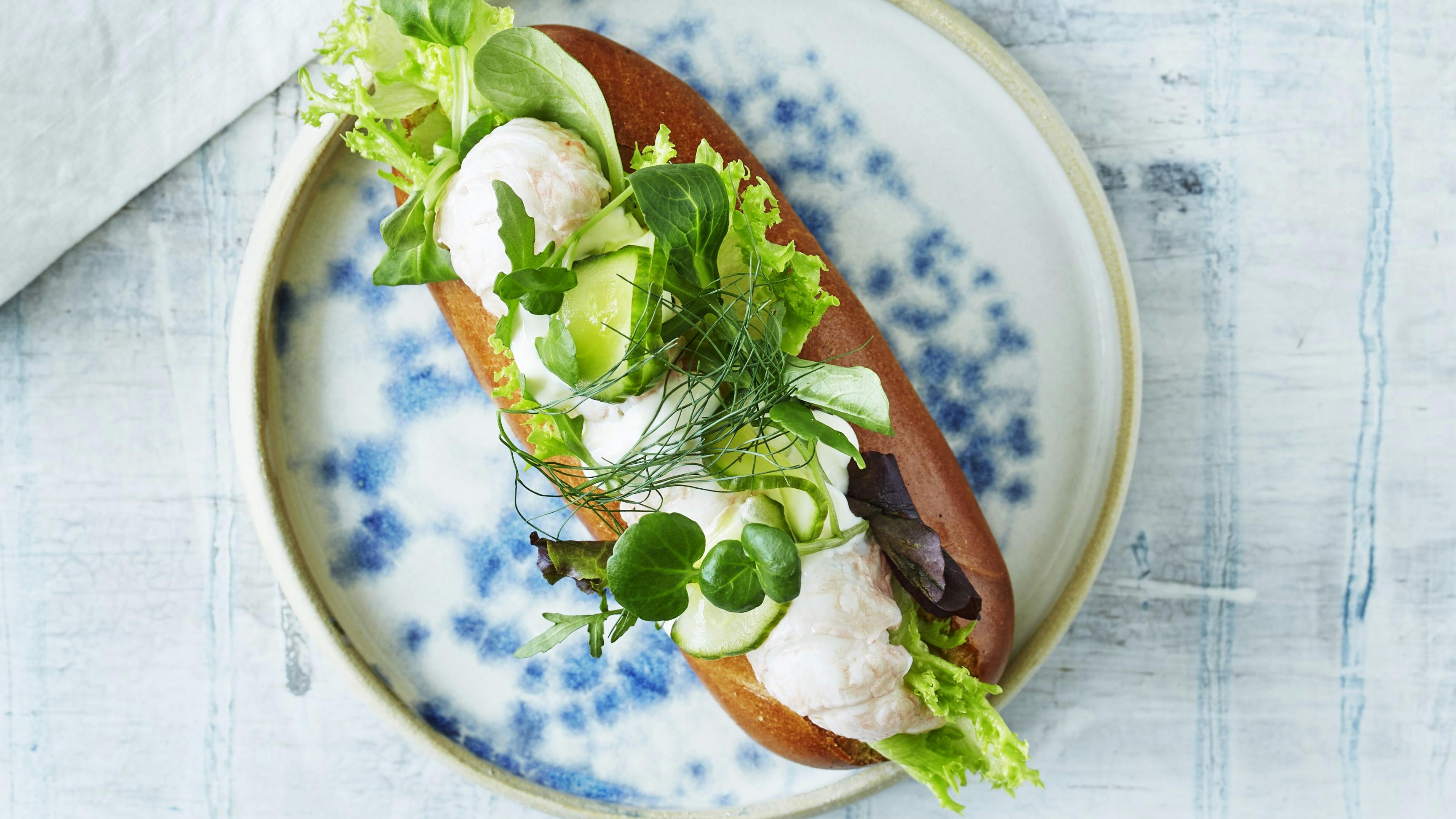 Hotdog med jomfruhummer og citroncreme