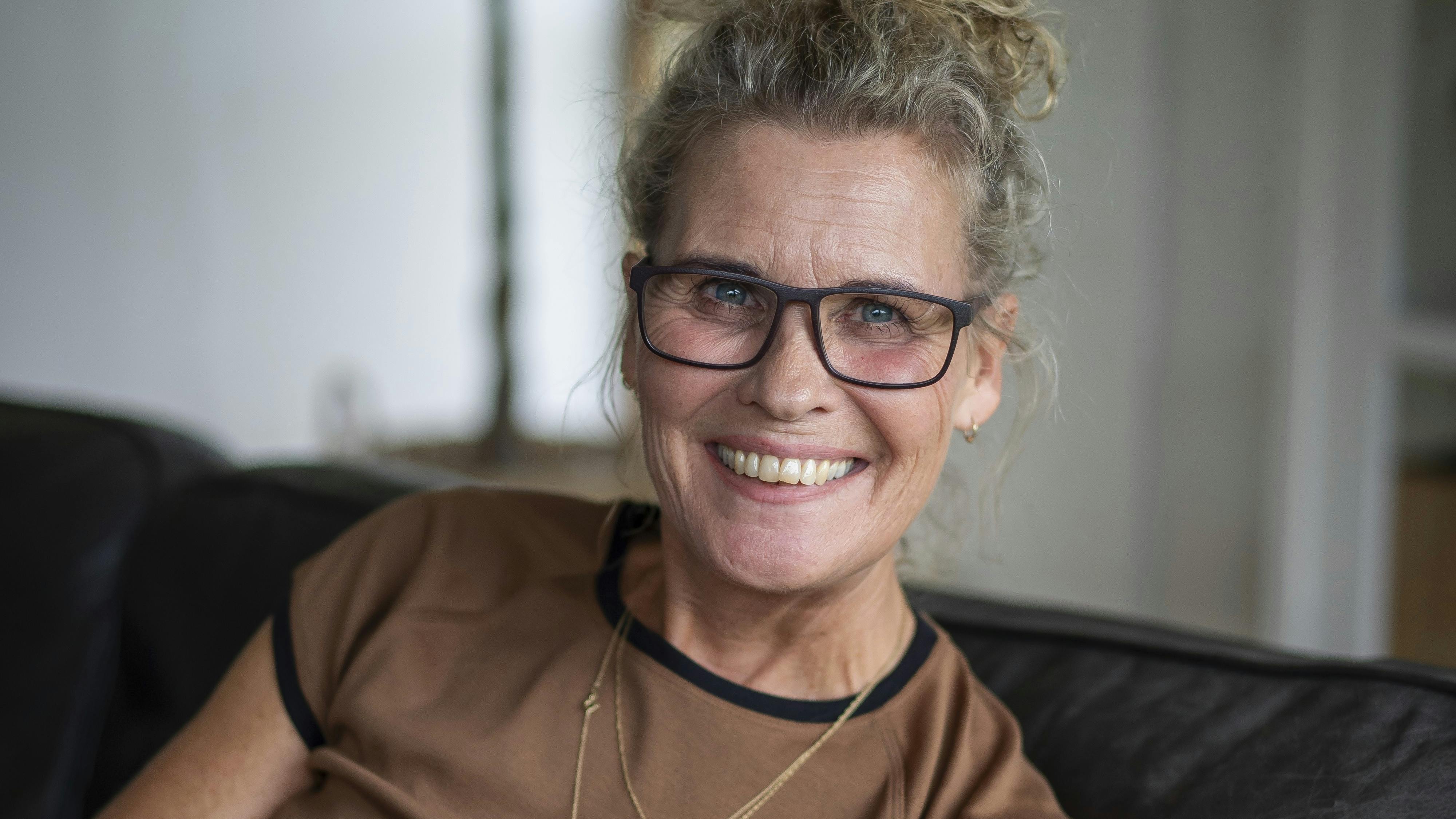 Dorte led af endetarmskræft og skamfulde senfølger