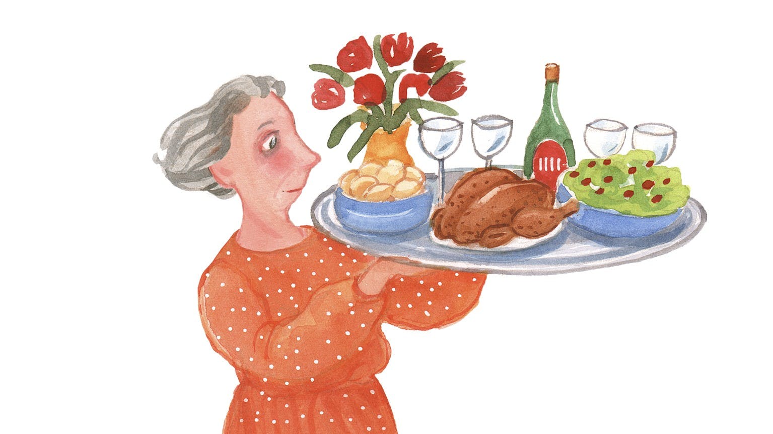 Ældre kvinde, der går med en bakke fyldt med mad.