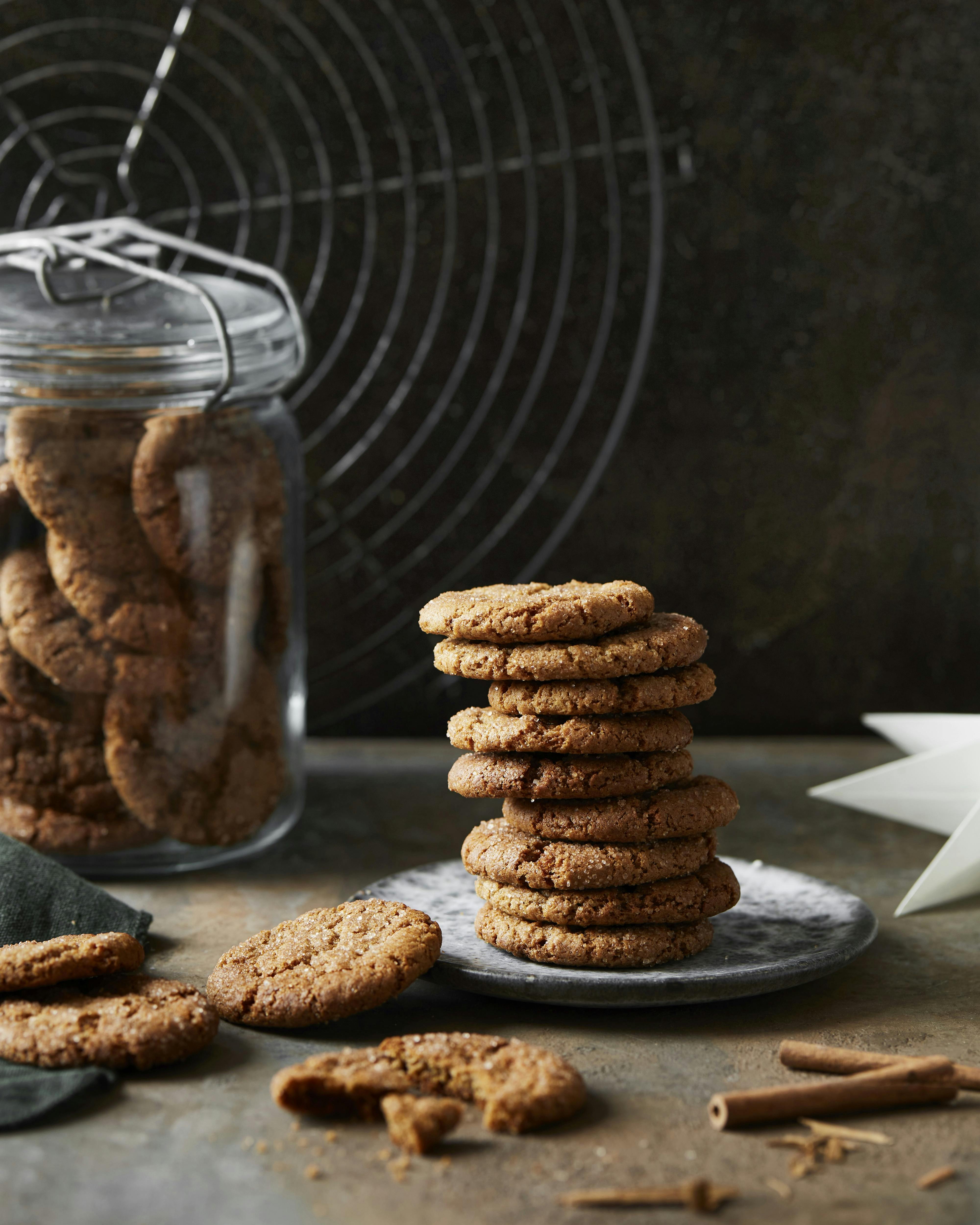 Kanelsmåkager med ingefær og mørk sirup