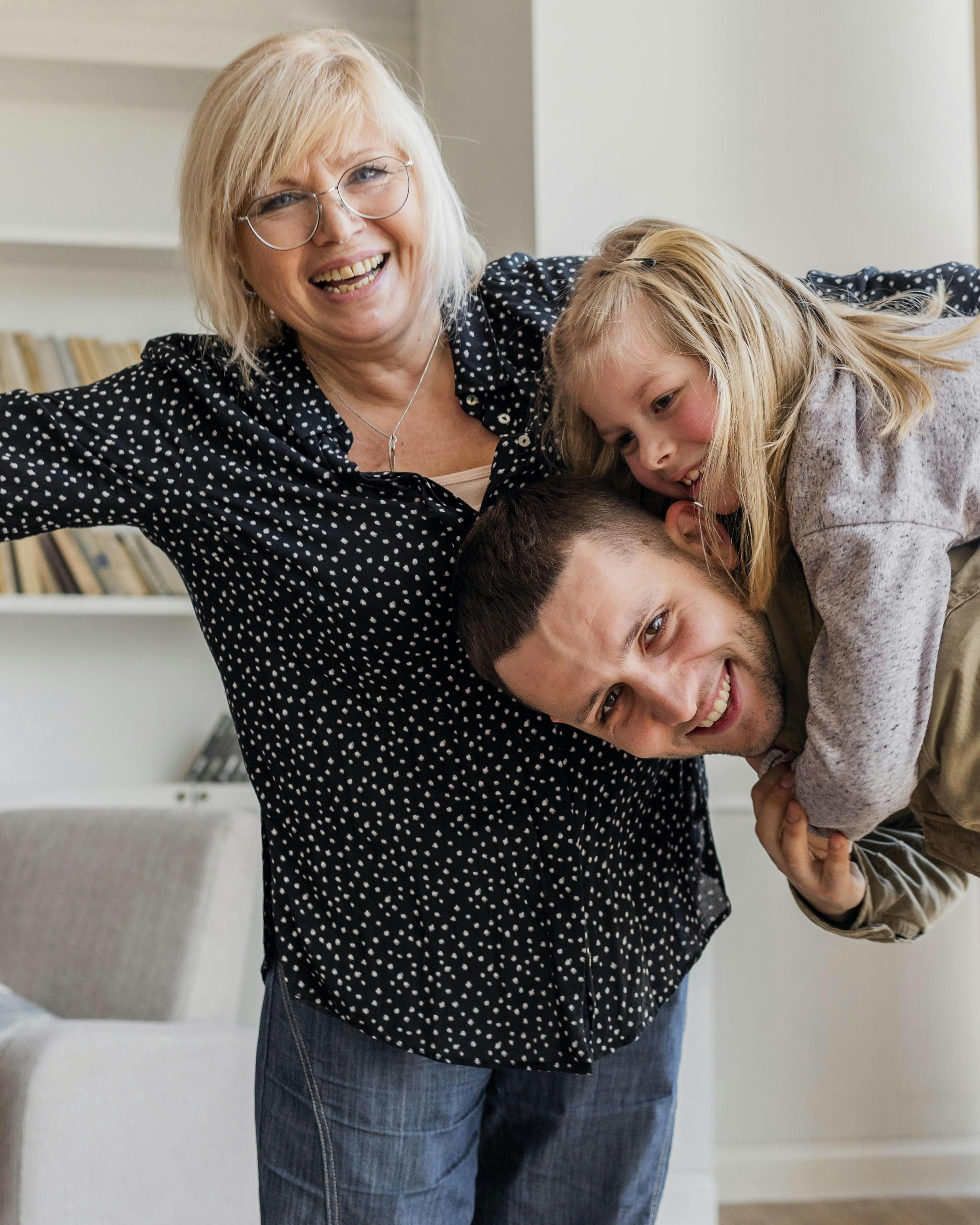 En meget glad familie