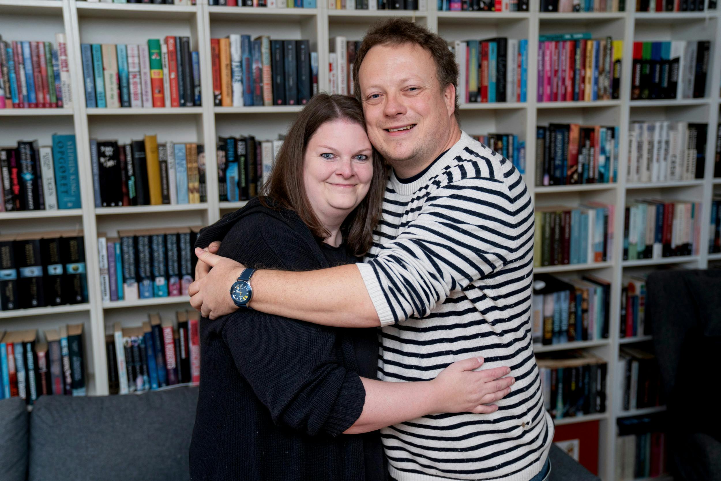 Kæresten, Rasmus, er en stor støtte og glæder sig over, at Christina har succes med sine hækleopskrifter.