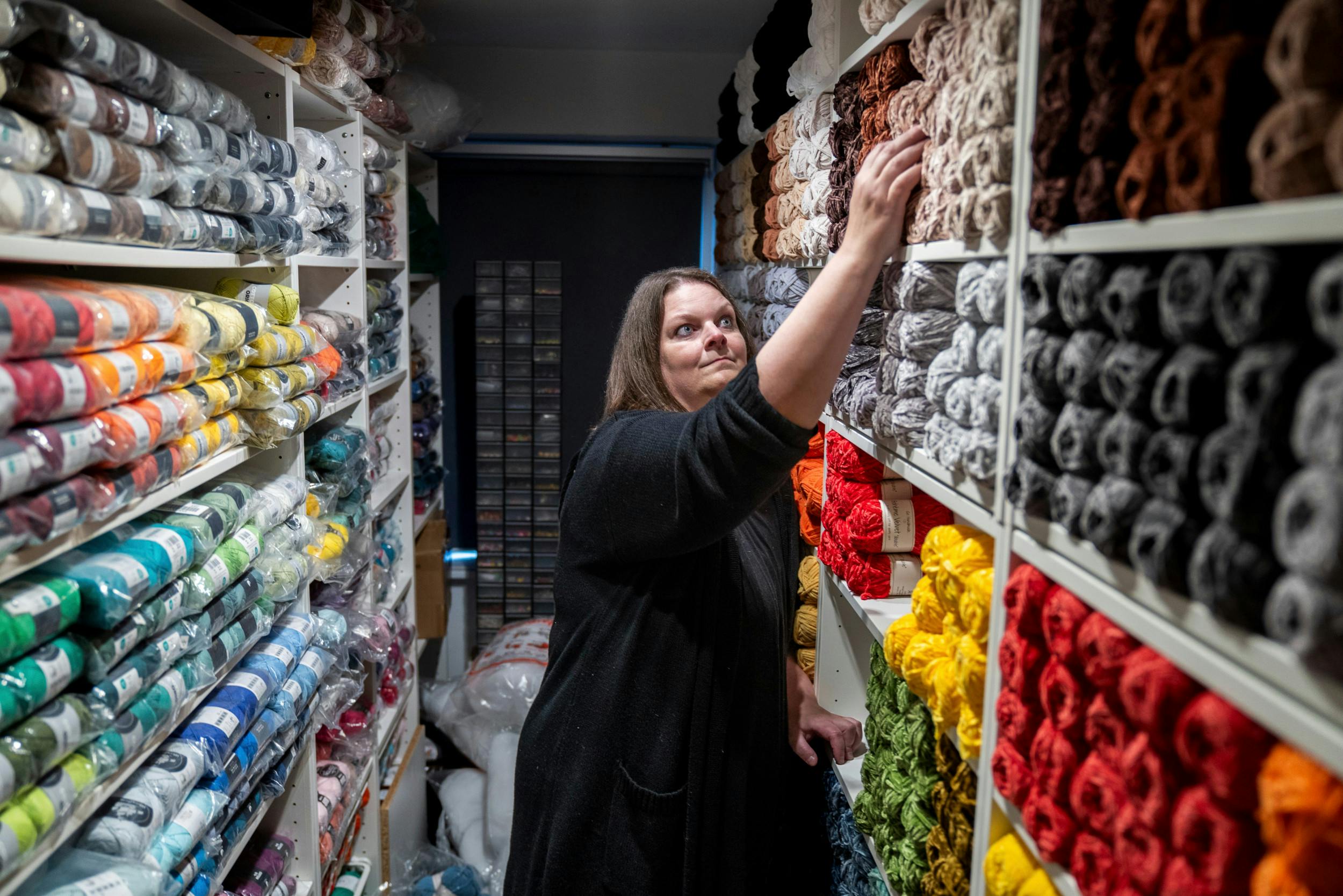 Christina har lige fået lavet en hjemmeside (alteregocrochet.dk), så hun ud over opskrifter også kan sælge garn.