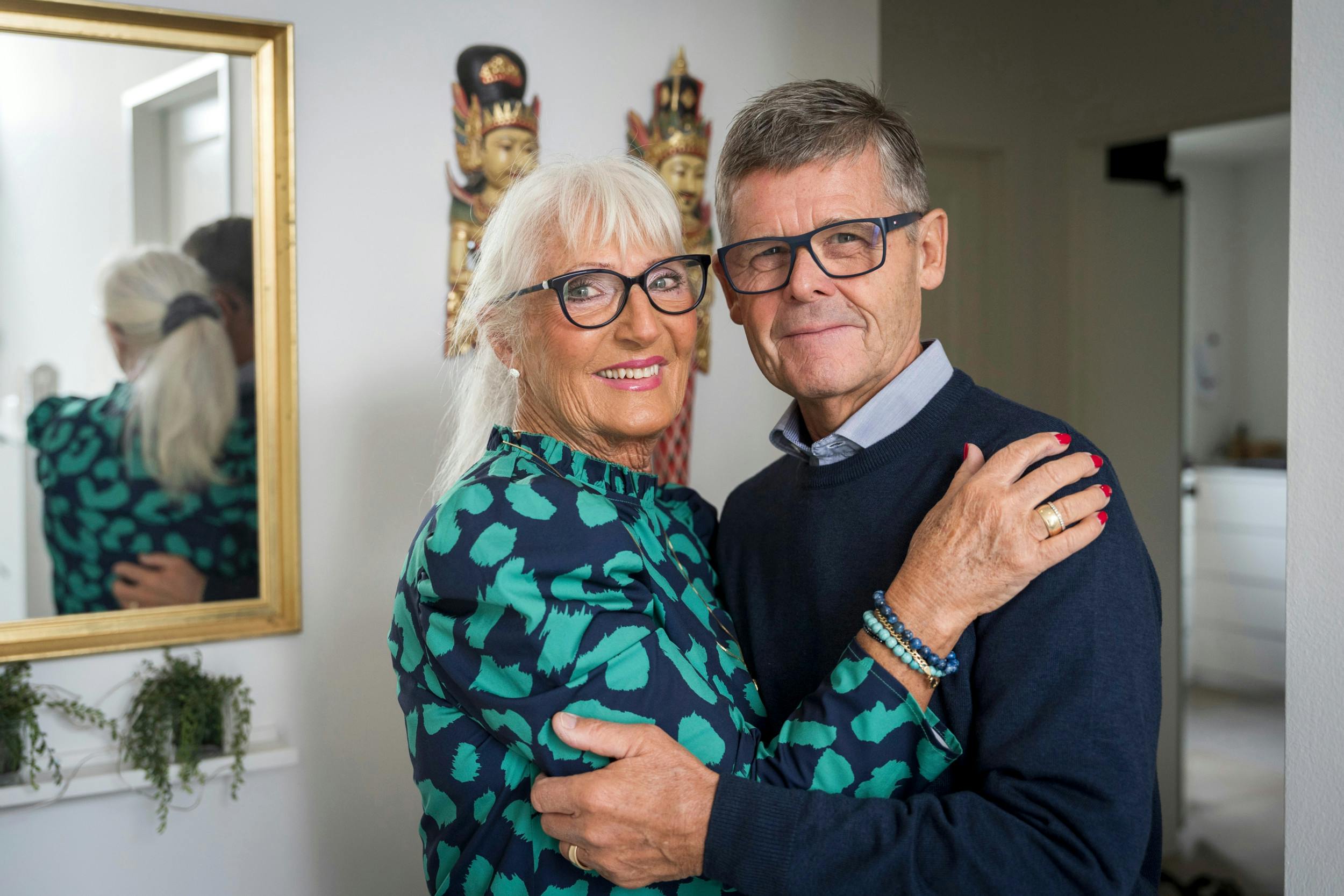 – Alle, vi kender har været så søde og glade på vores vegne, siger Ole.