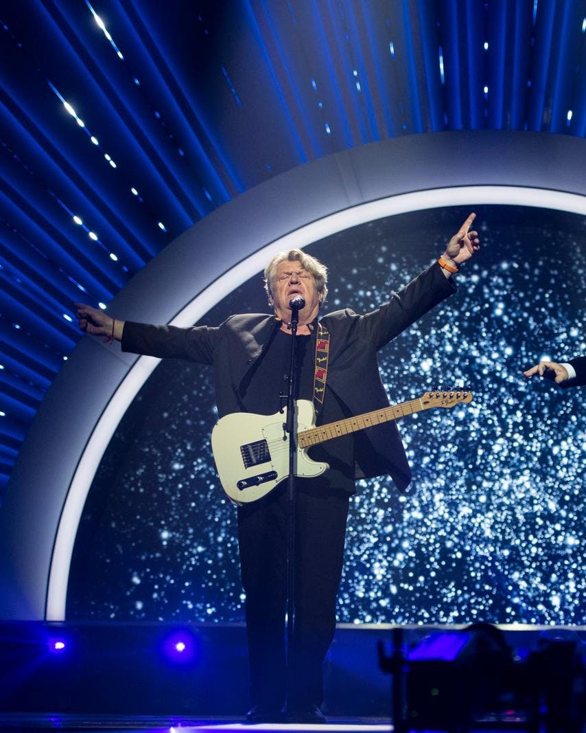 Brødrene Olsen vandt både det danske og det internationale Melodi Grand Prix i år 2000.