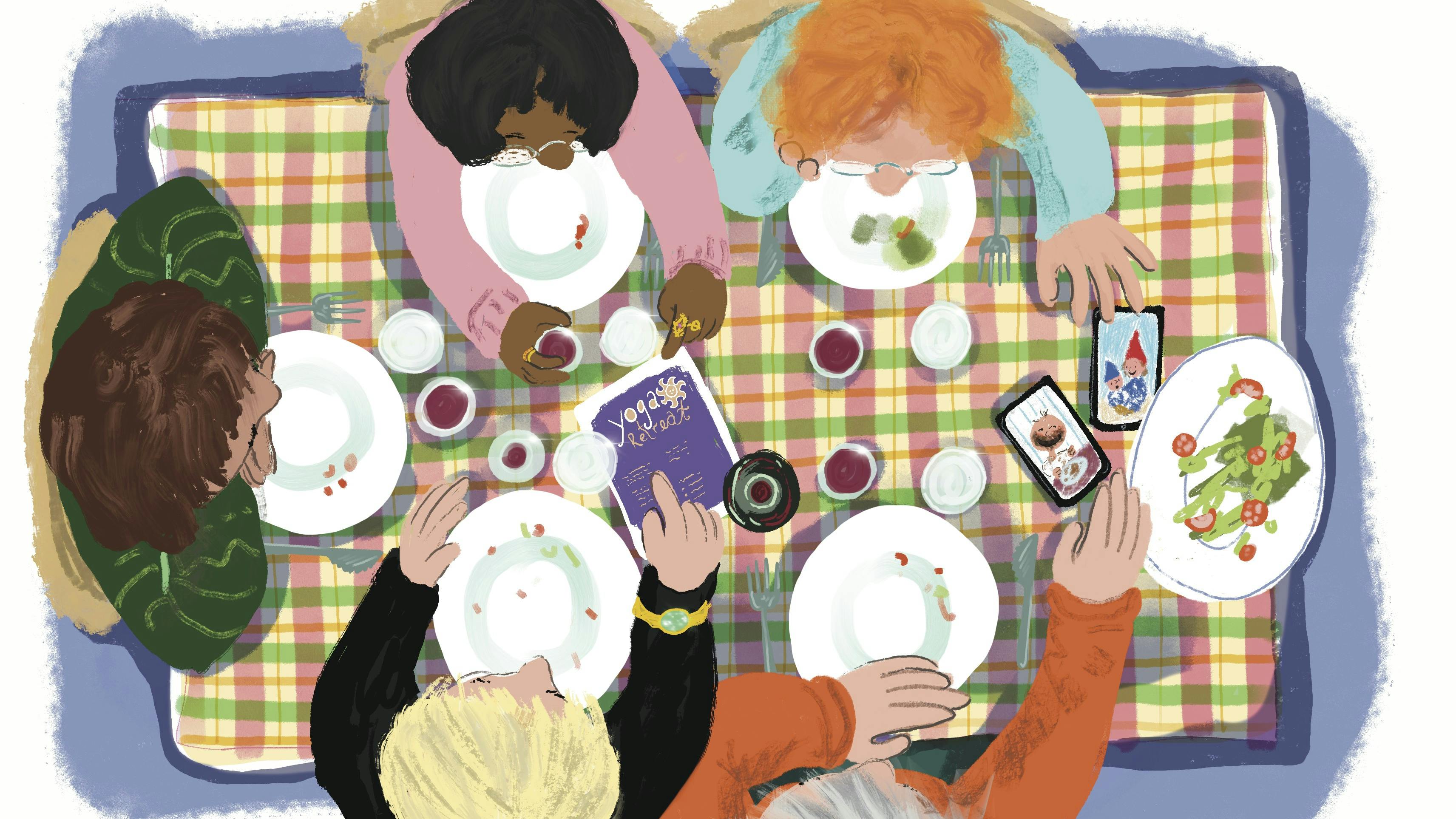 En gruppe af kvinder, der spiser sammen