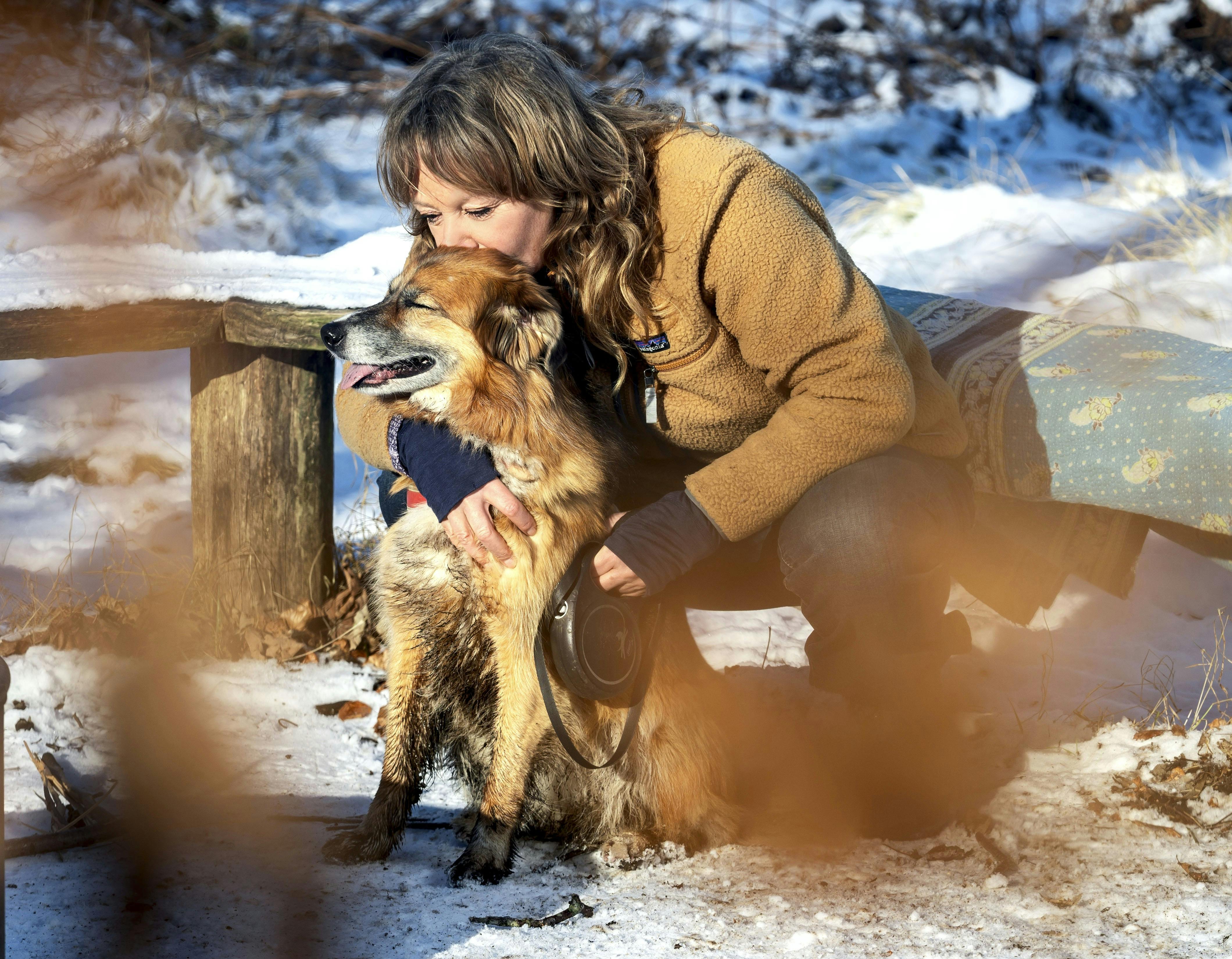 Puk har fordybet sig i forskning, som viser, at kærligheden, hun føler for sin hund, er gengældt.