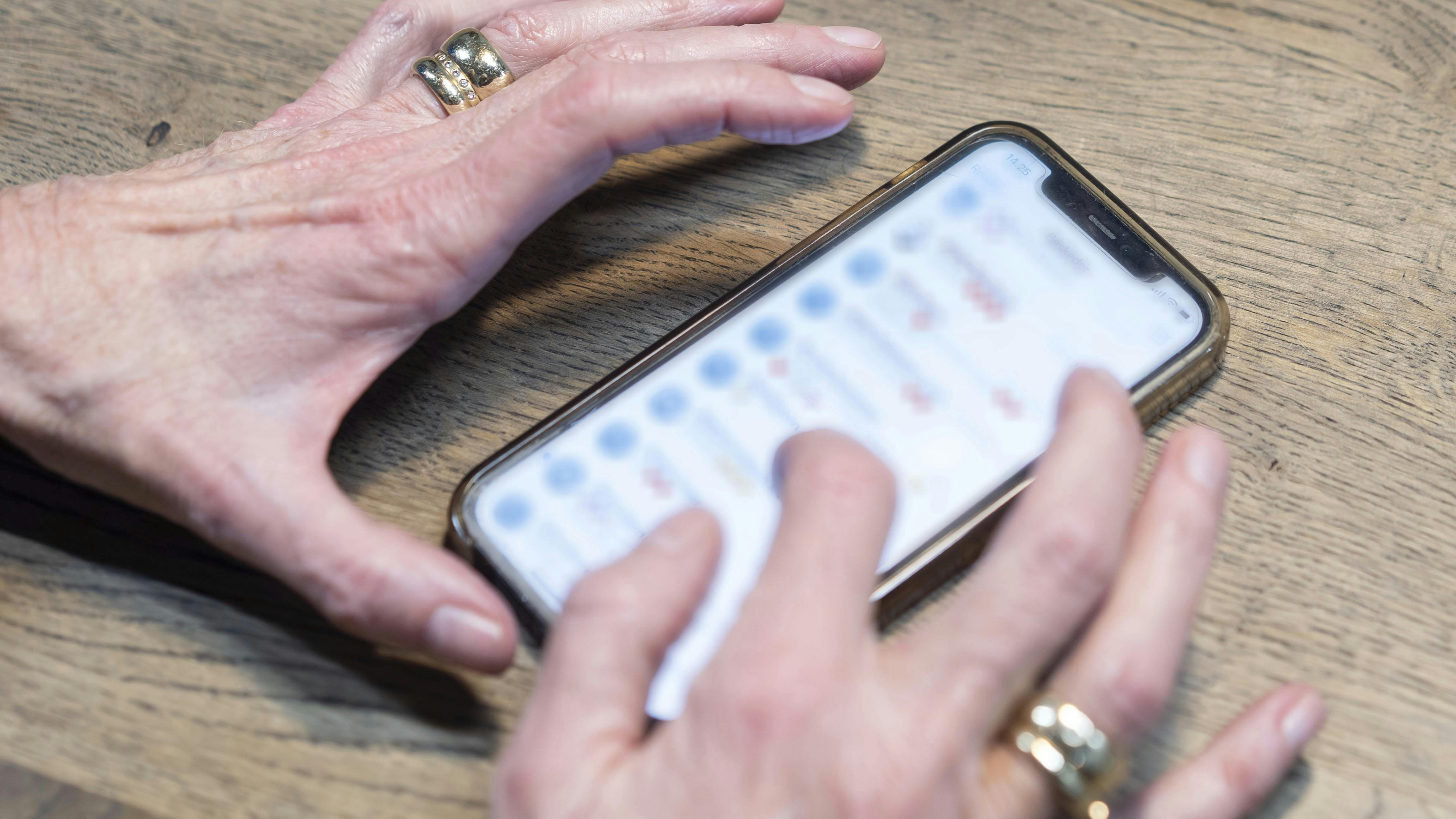 Svindlerne er blevet dygtige, men der er stadig meget, du kan gøre, for at forebygge og undgå digital svindel.