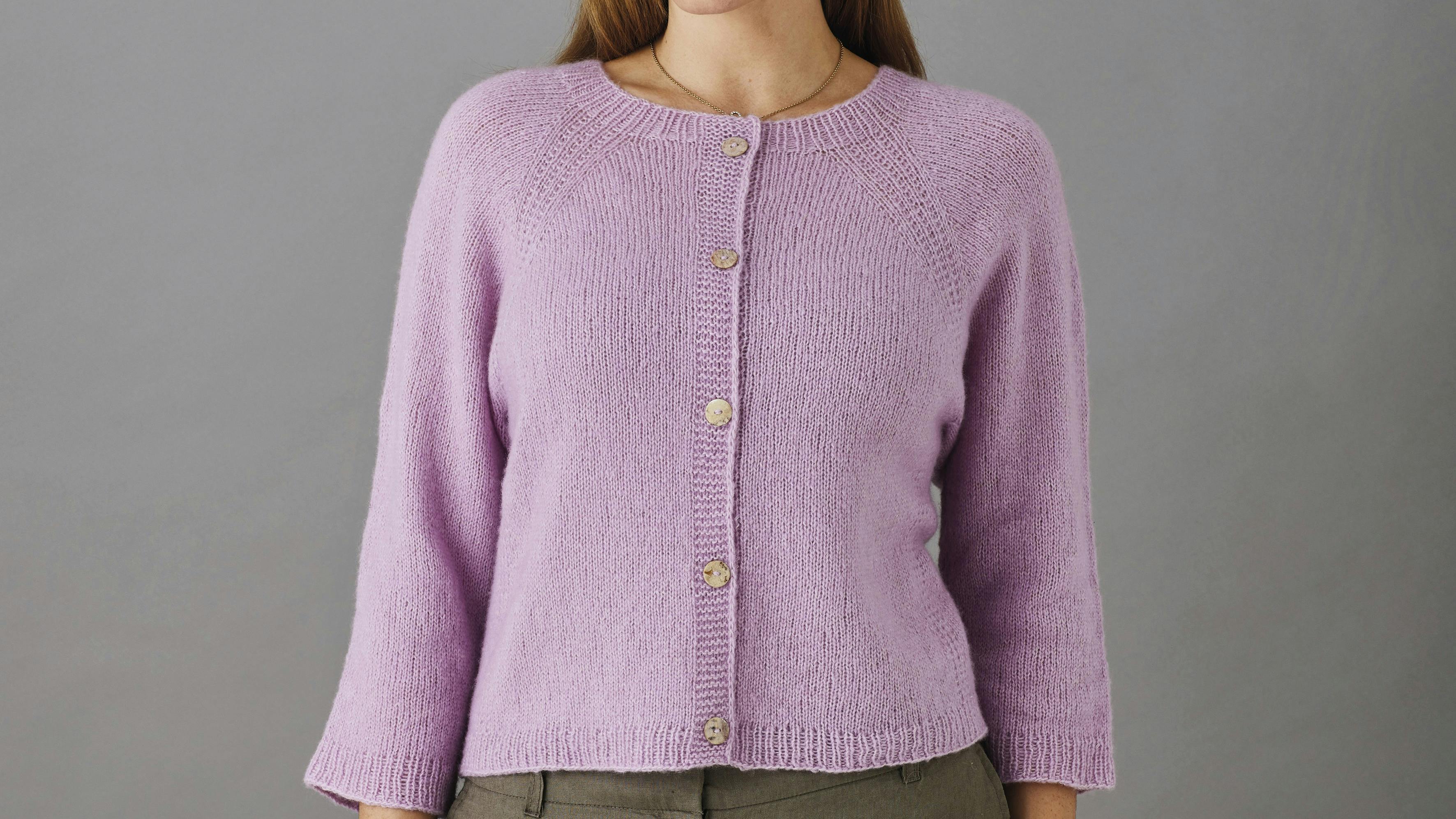 Cardigan med strukturstrikket raglan