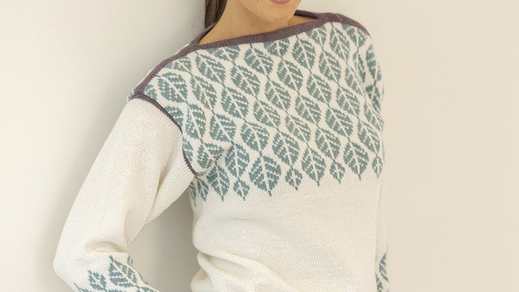 Strikkeopskrift på en bluse med blade