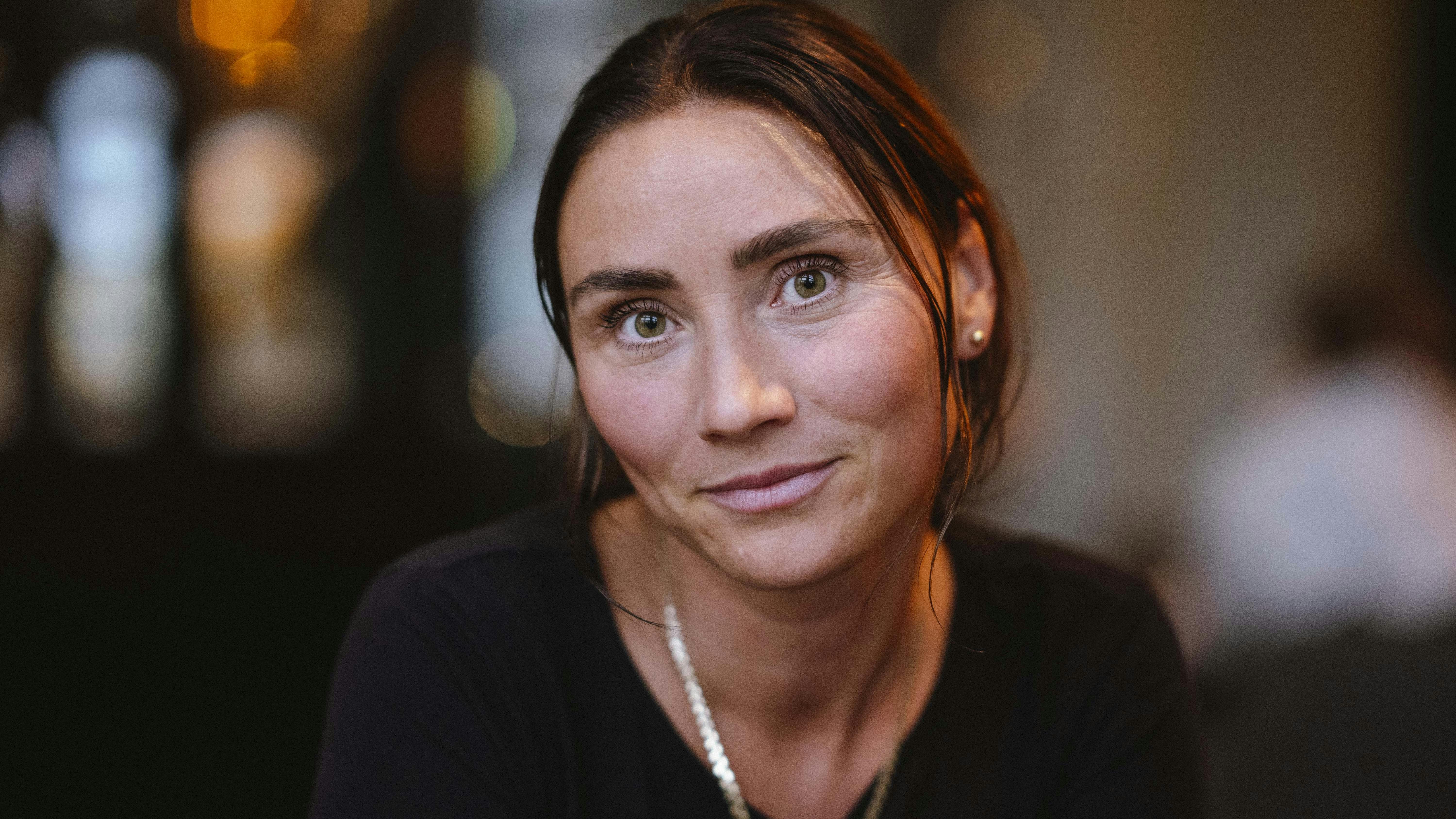 Stephanie León, skuespiller, var oprindelig barnestjerne, men trives i dag med jobbet som voksen skuespiller og kan blandt andet opleves i tv-serien "Løgnen" på TV 2.