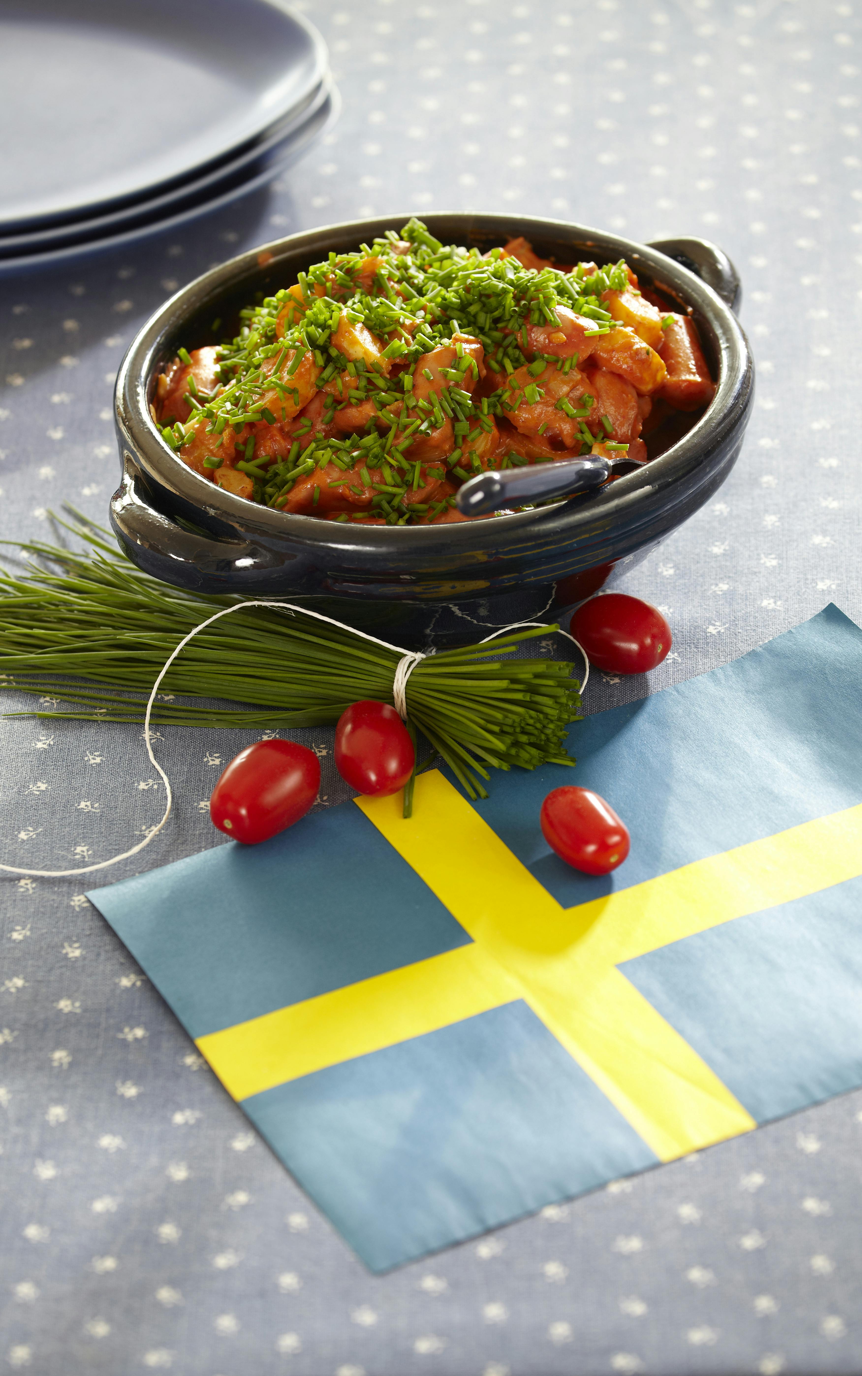 Svensk pølseret med wienerpølser og fløde