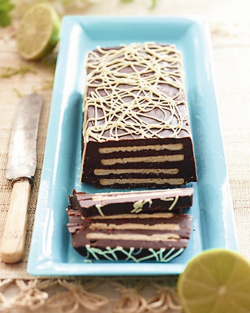 Kiksekage med lime og tranebær