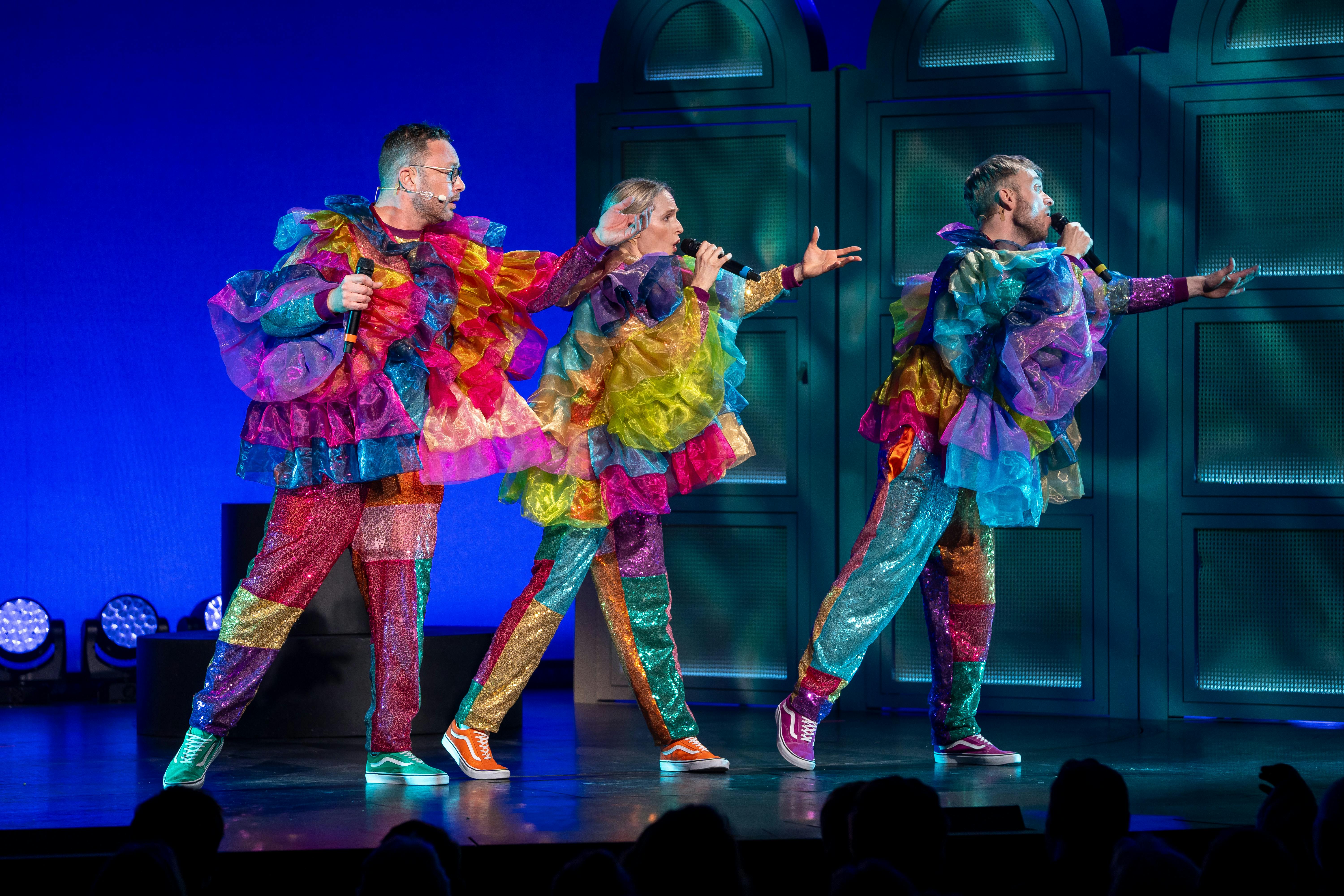 Satiretrioen Platt-Form bestående af Laus Høybye, Mille Lehfeldt og Jakob Fauerby.