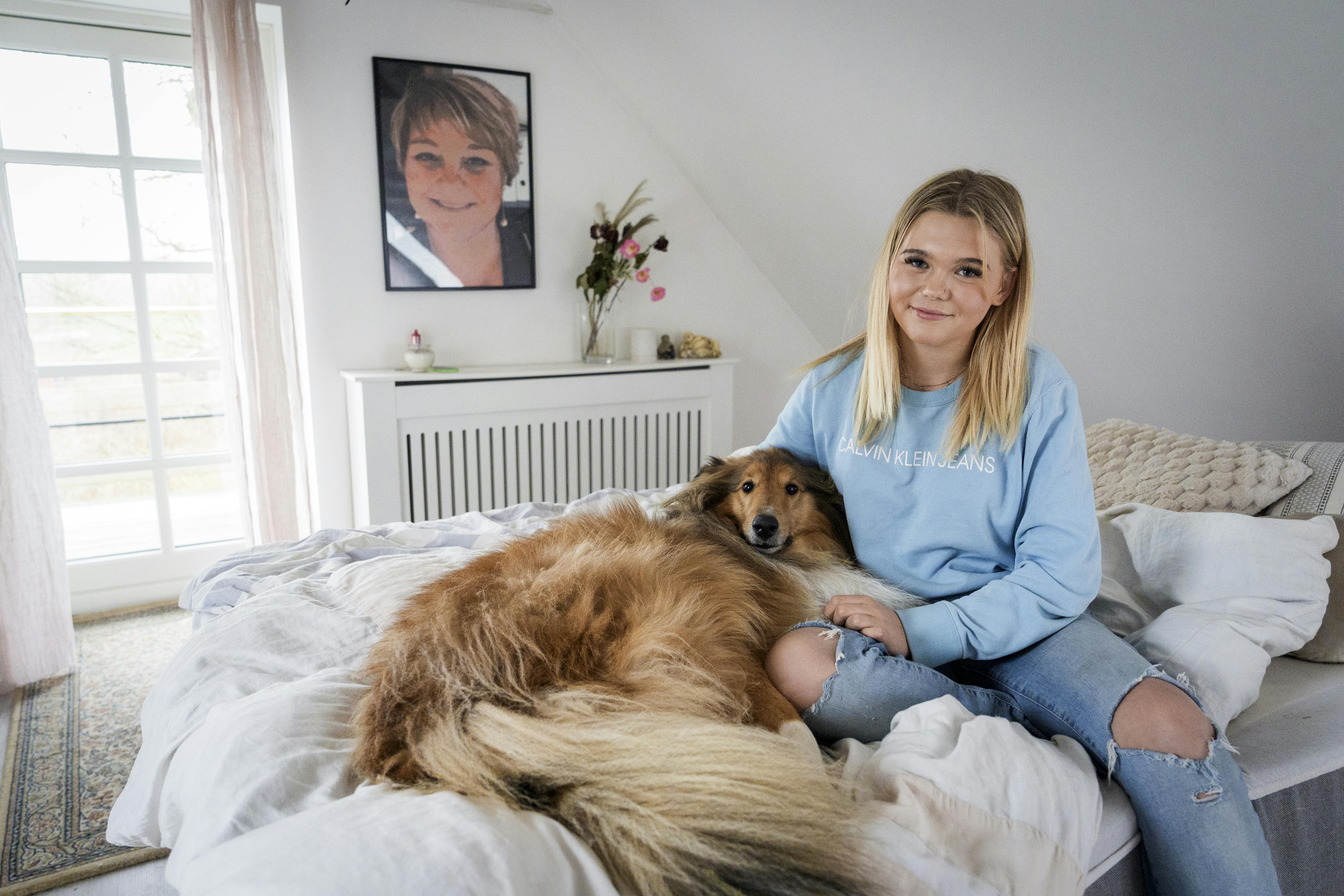 Edith på sit værelse