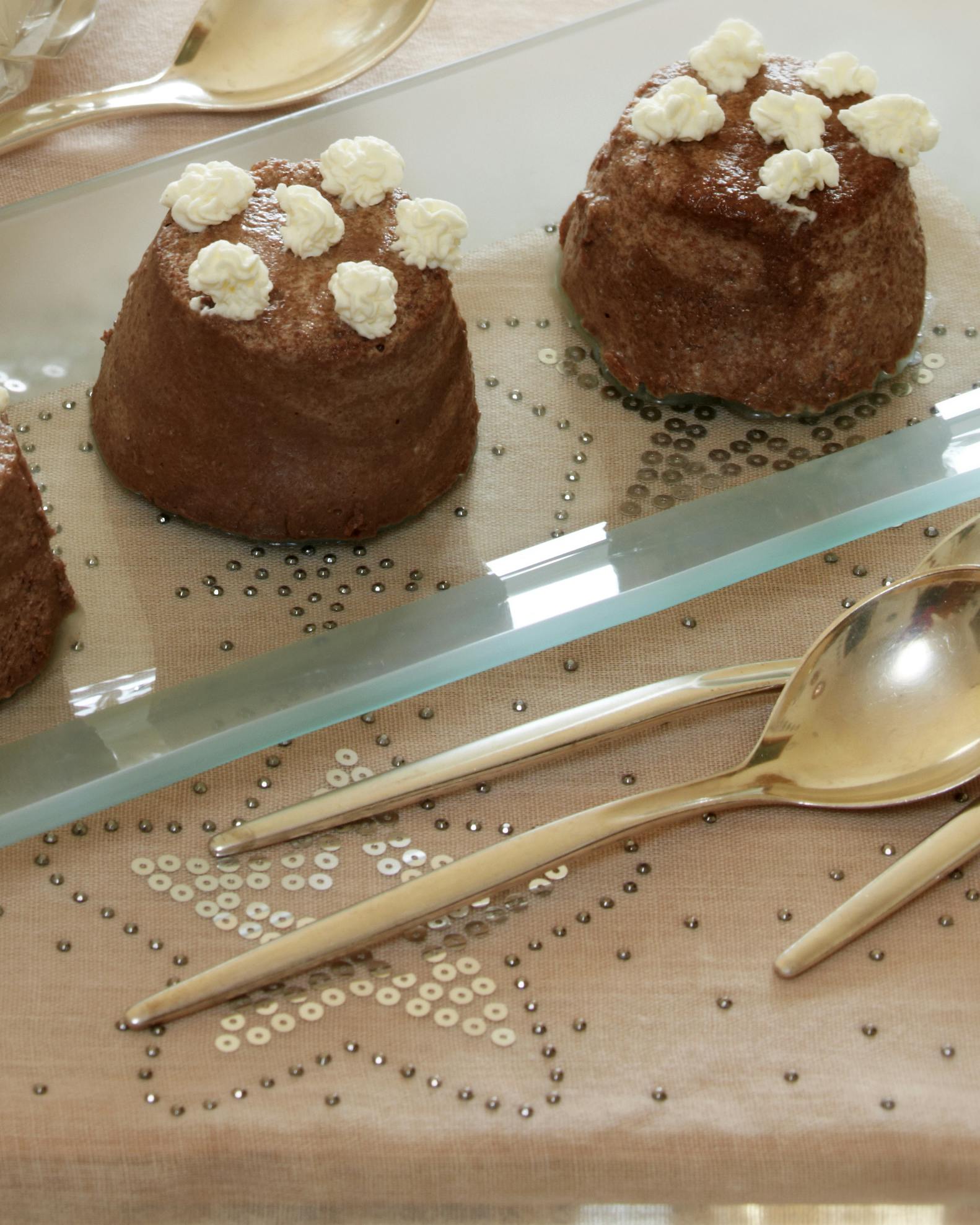 Klassisk chokoladebudding med husblas