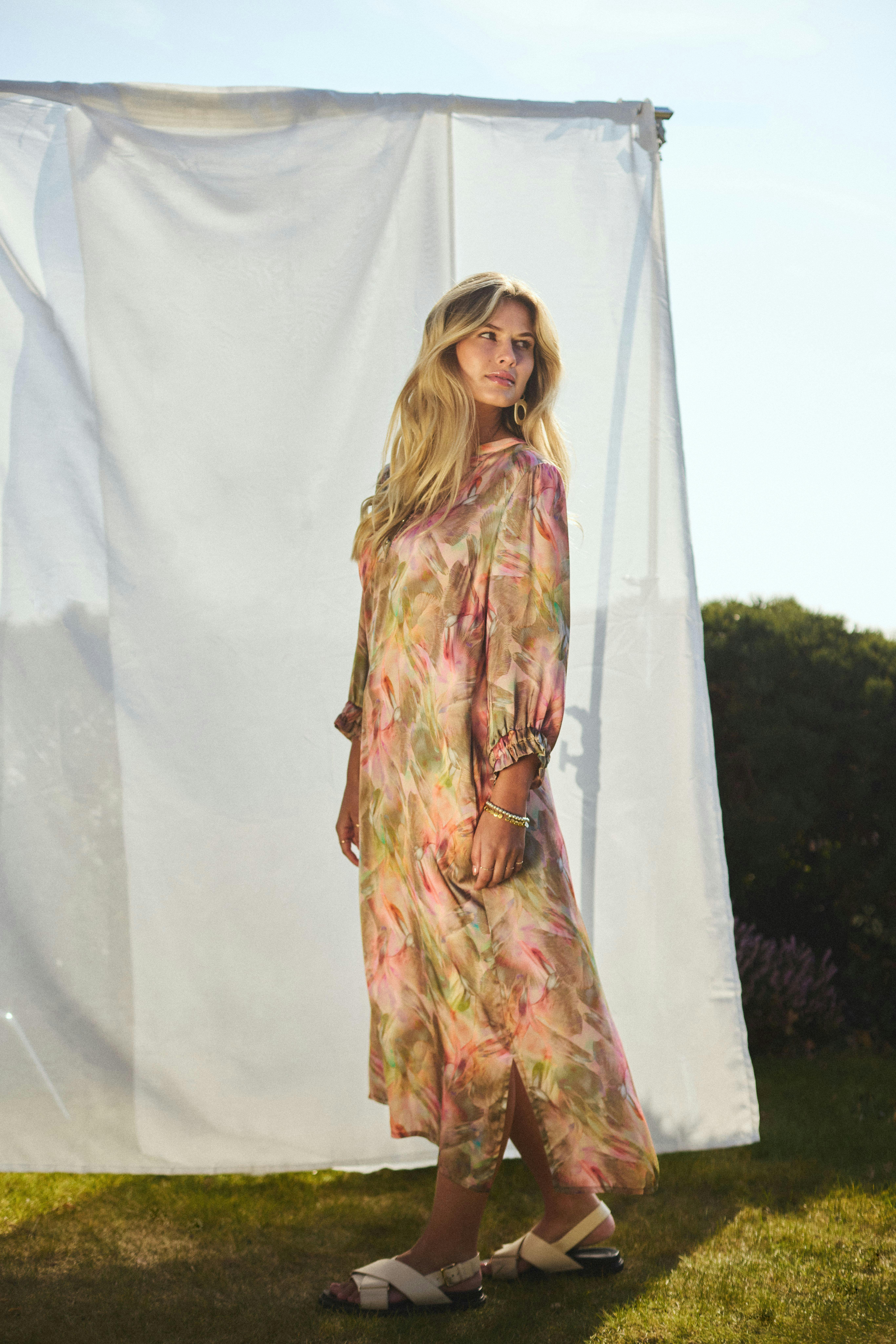 Vind en elegant sommerkjole.