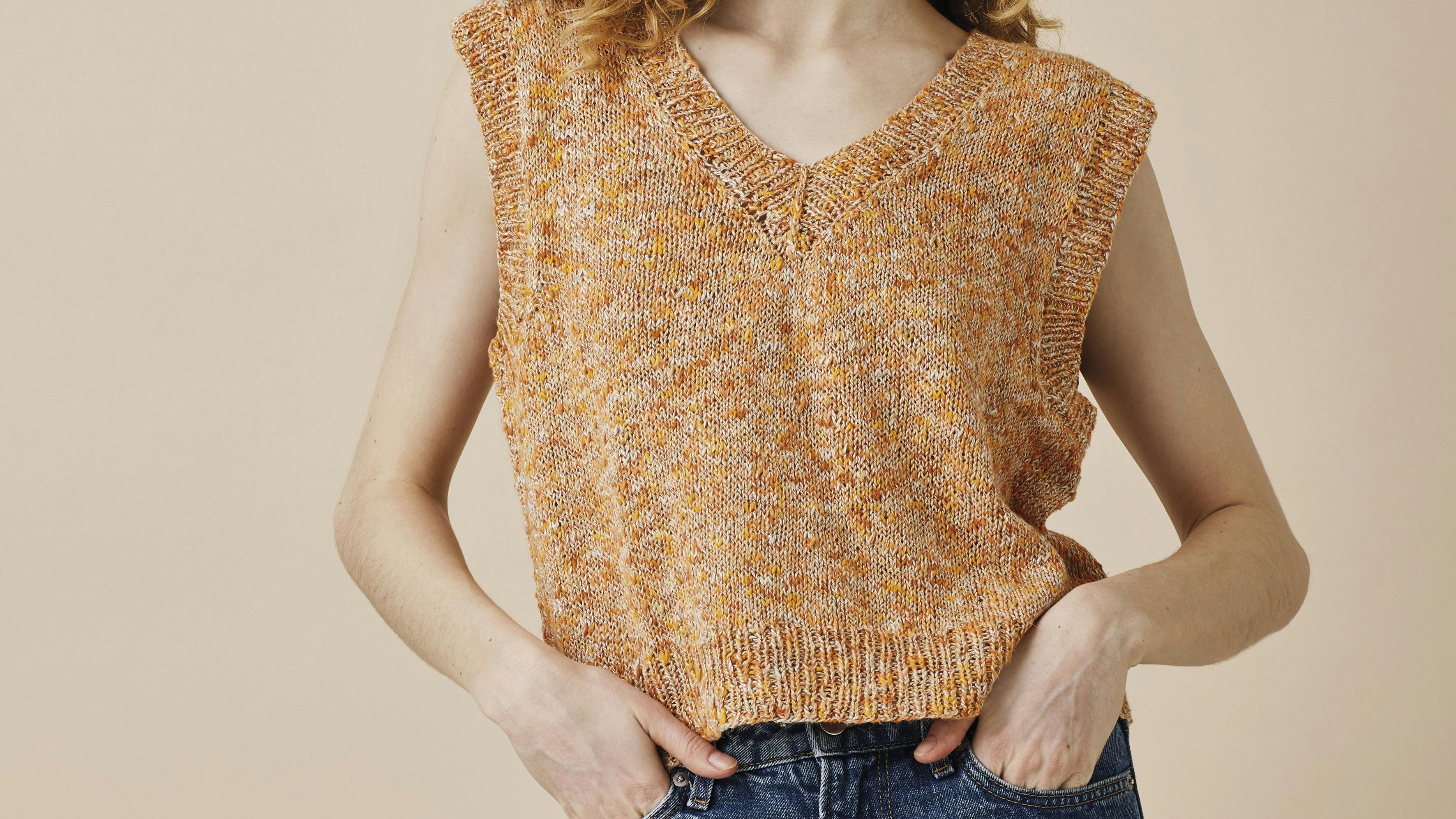 Sommertop med V-hals