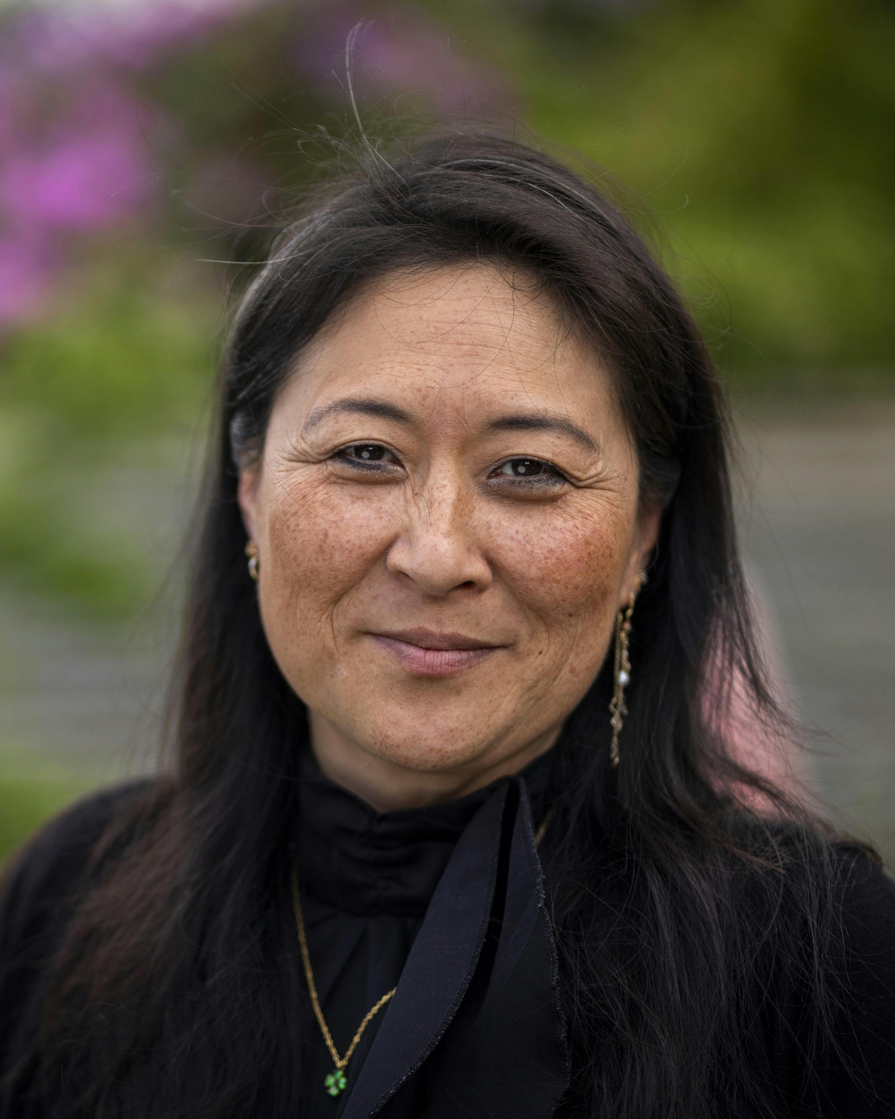 Før Iben Devantie blev mor, havde hun ingen biologiske slægtninge, hvis ansigtstræk hun kunne spejle sig i - troede hun.