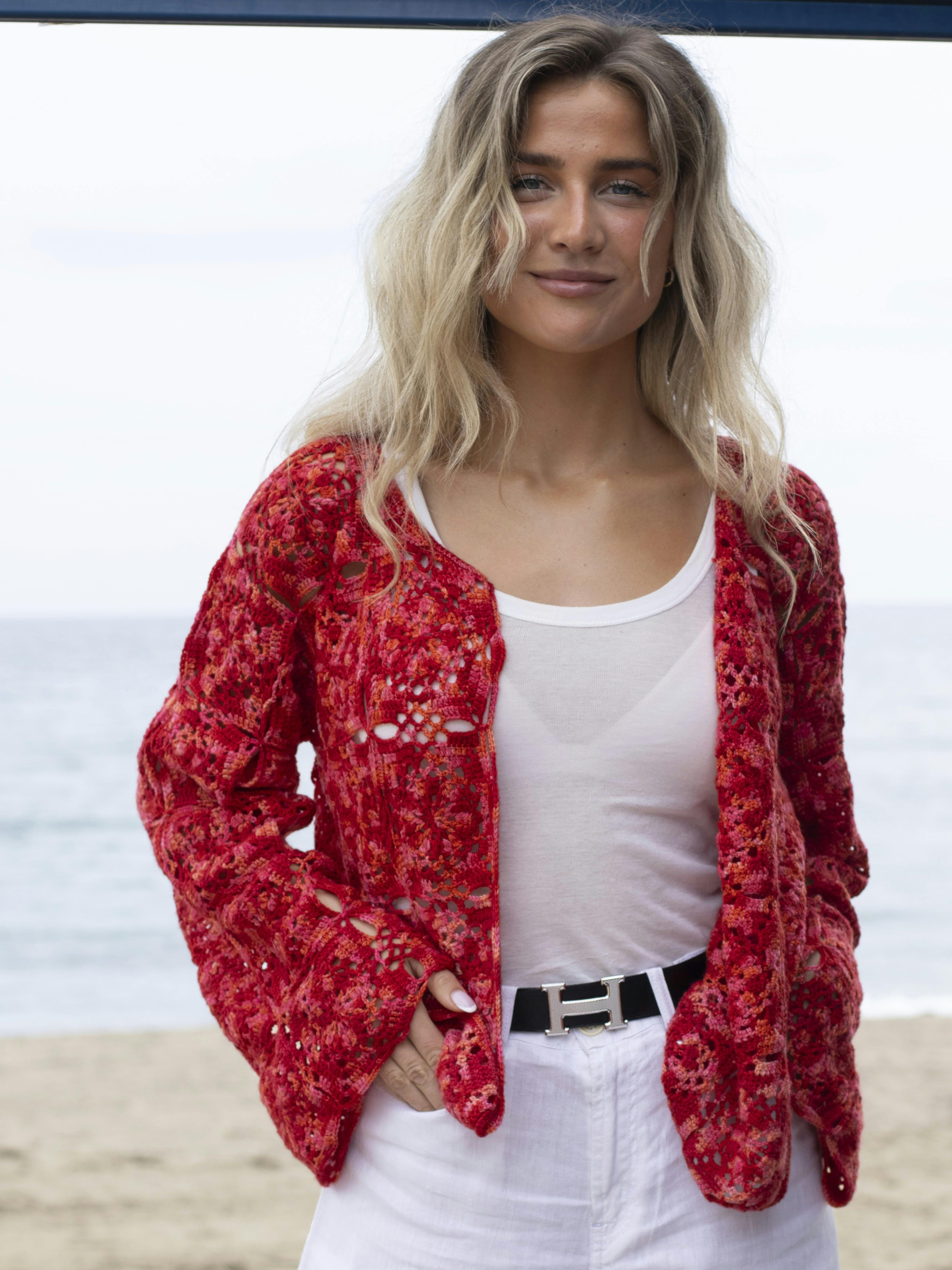 Rød hæklet cardigan