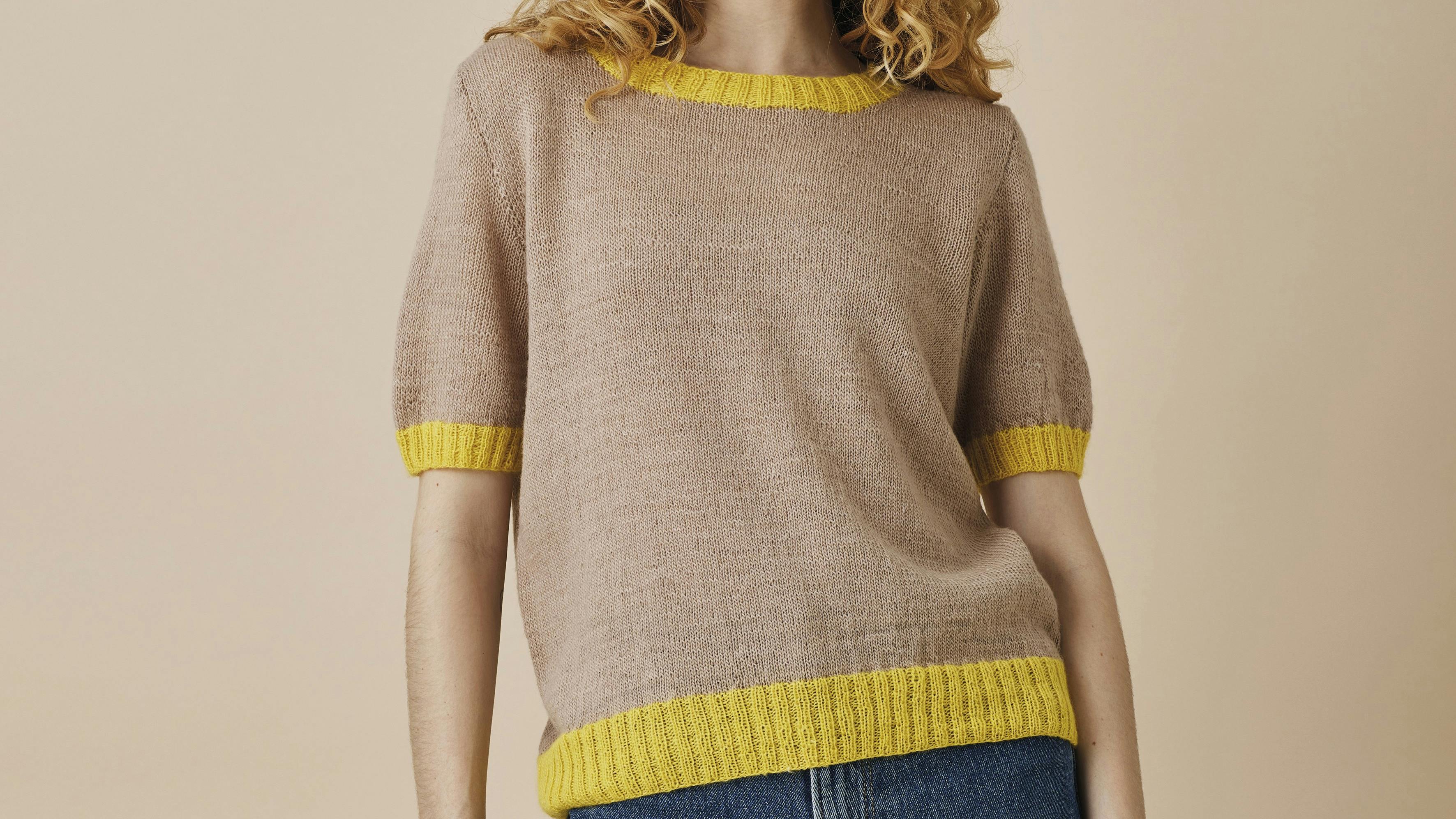 T-shirt med accentfarve