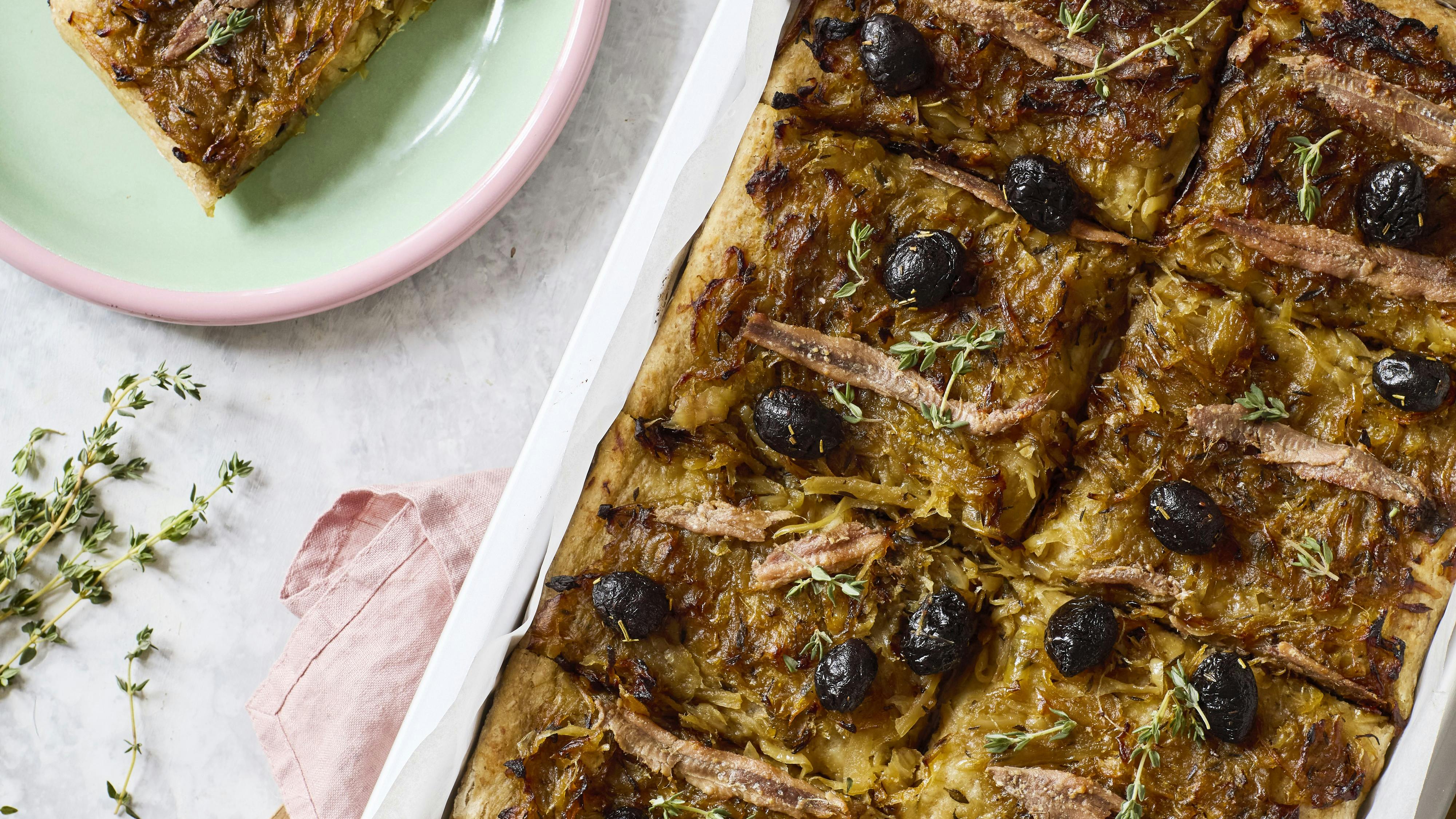 Pissaladiere på fuldkornsbund