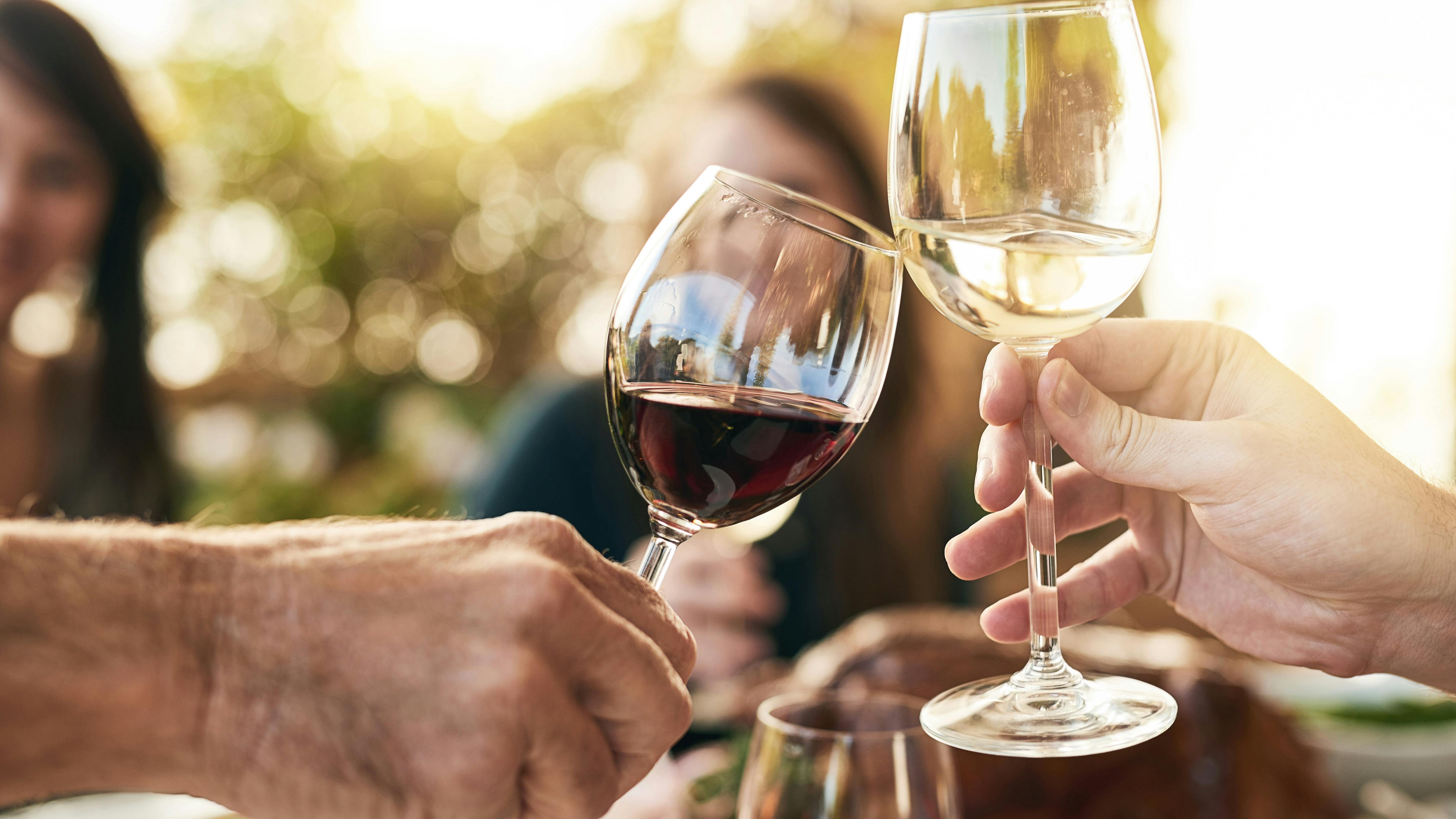 Vinglas, der klinker mod hinanden