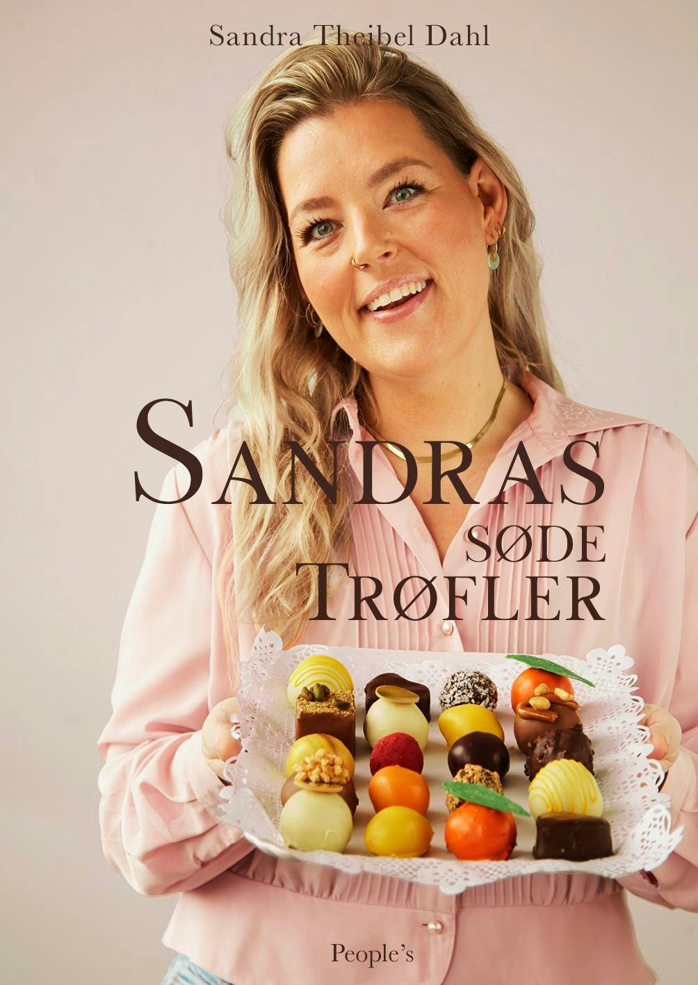 https://imgix.familiejournal.dk/2025-10-03/Forside_Sandras-soede-troefler.jpg