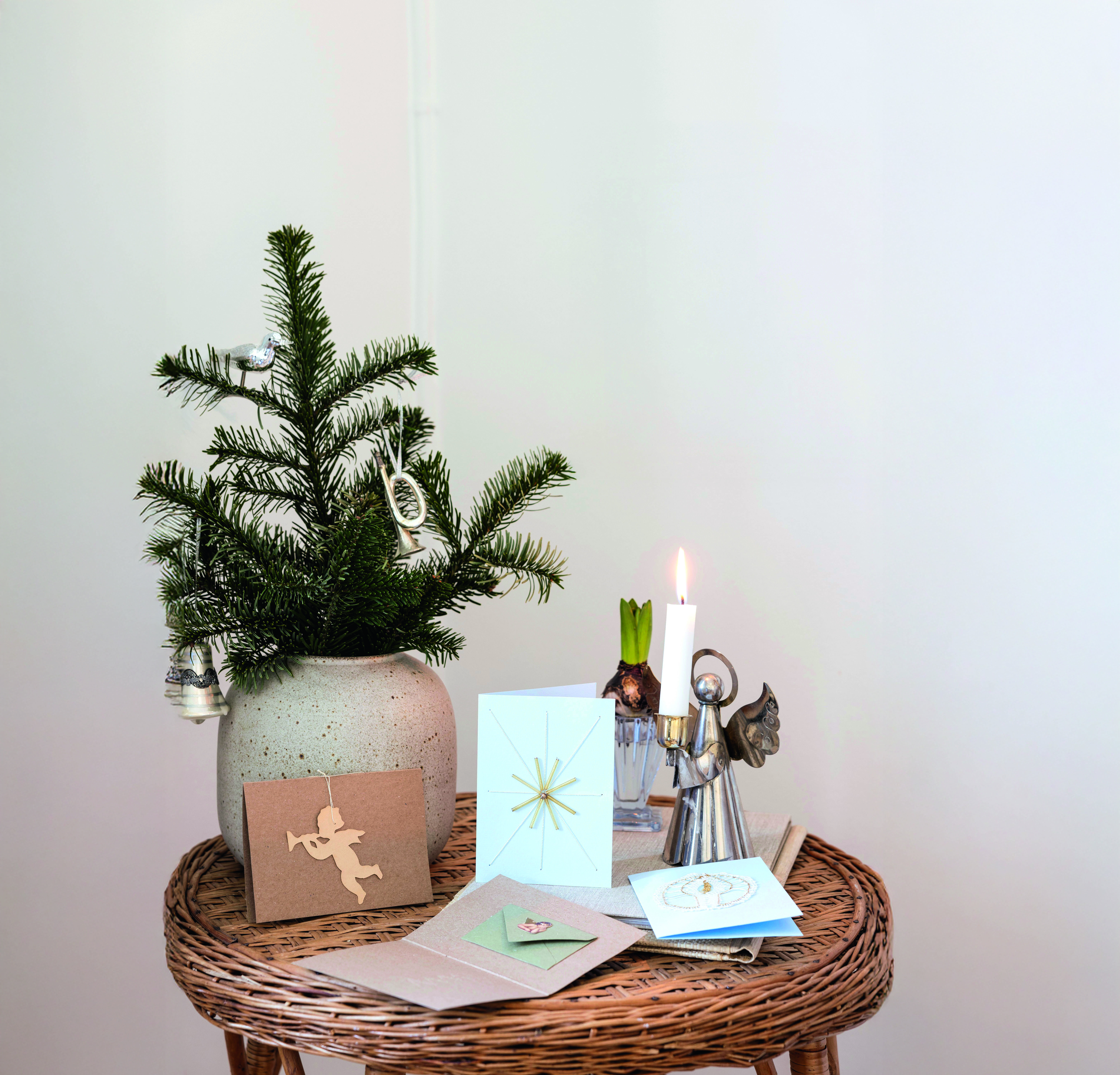 Julekort med træengel