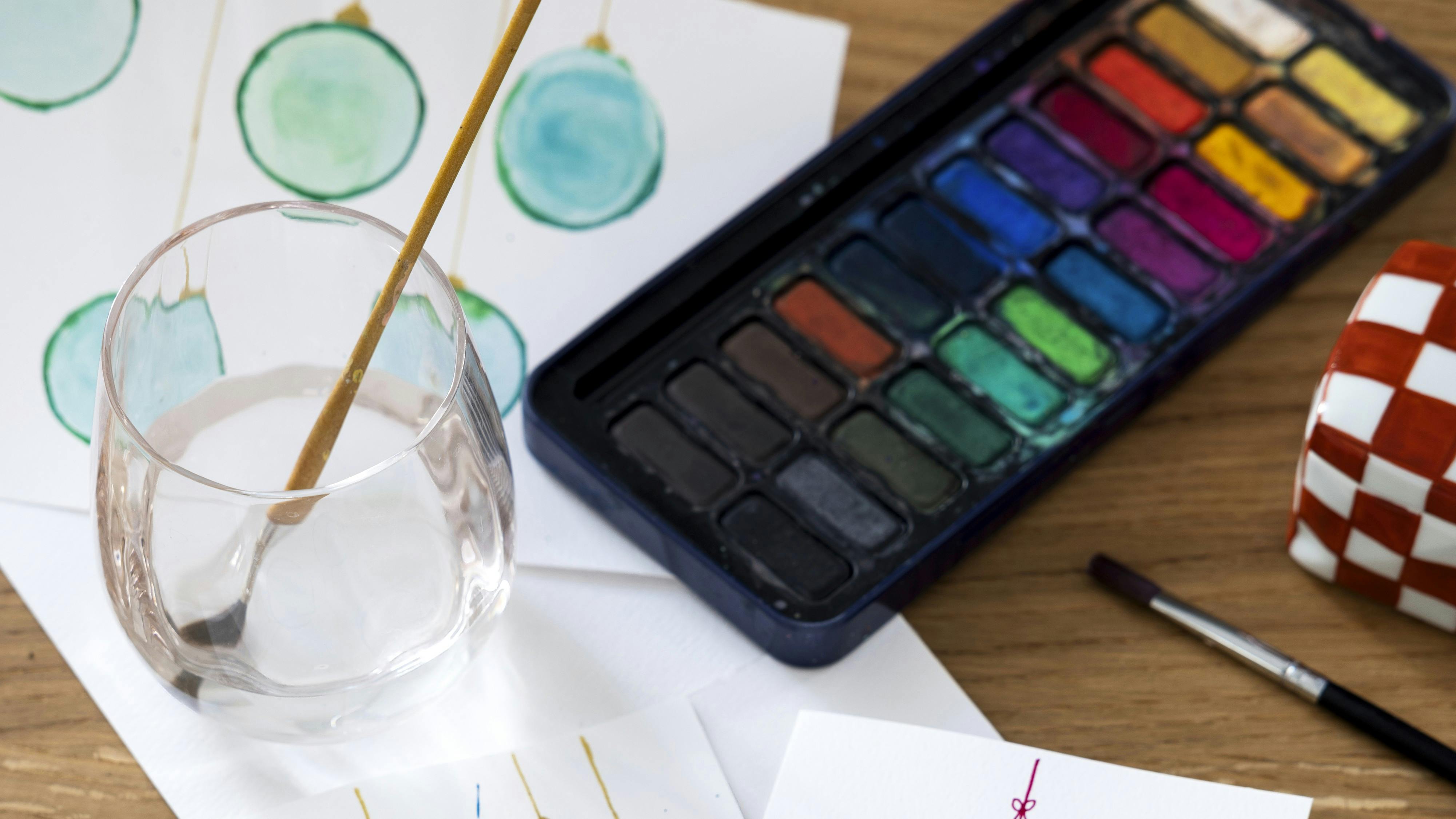 Julekort med malet julekrans