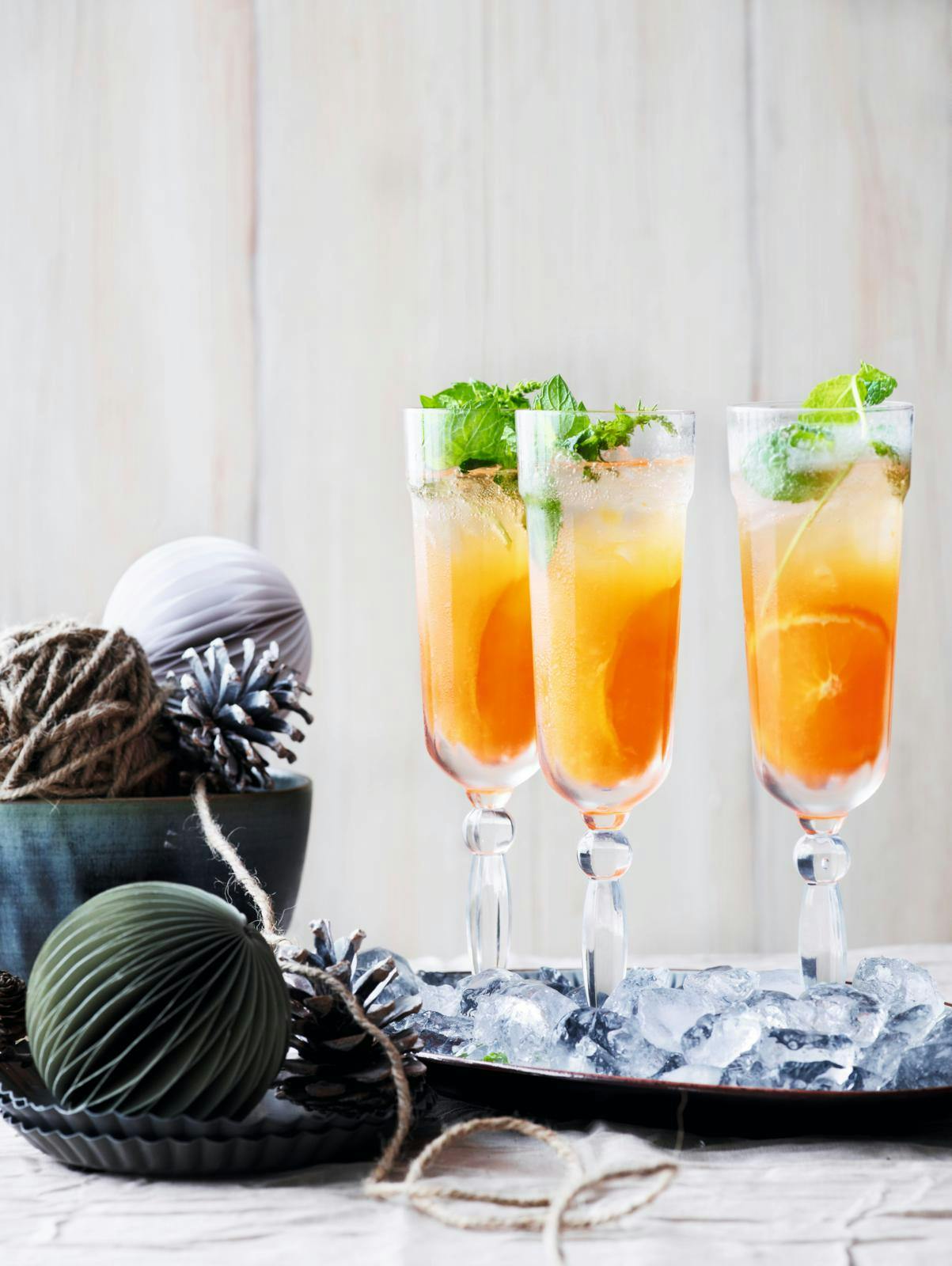 Mandarin-aperol serveret i høje glas