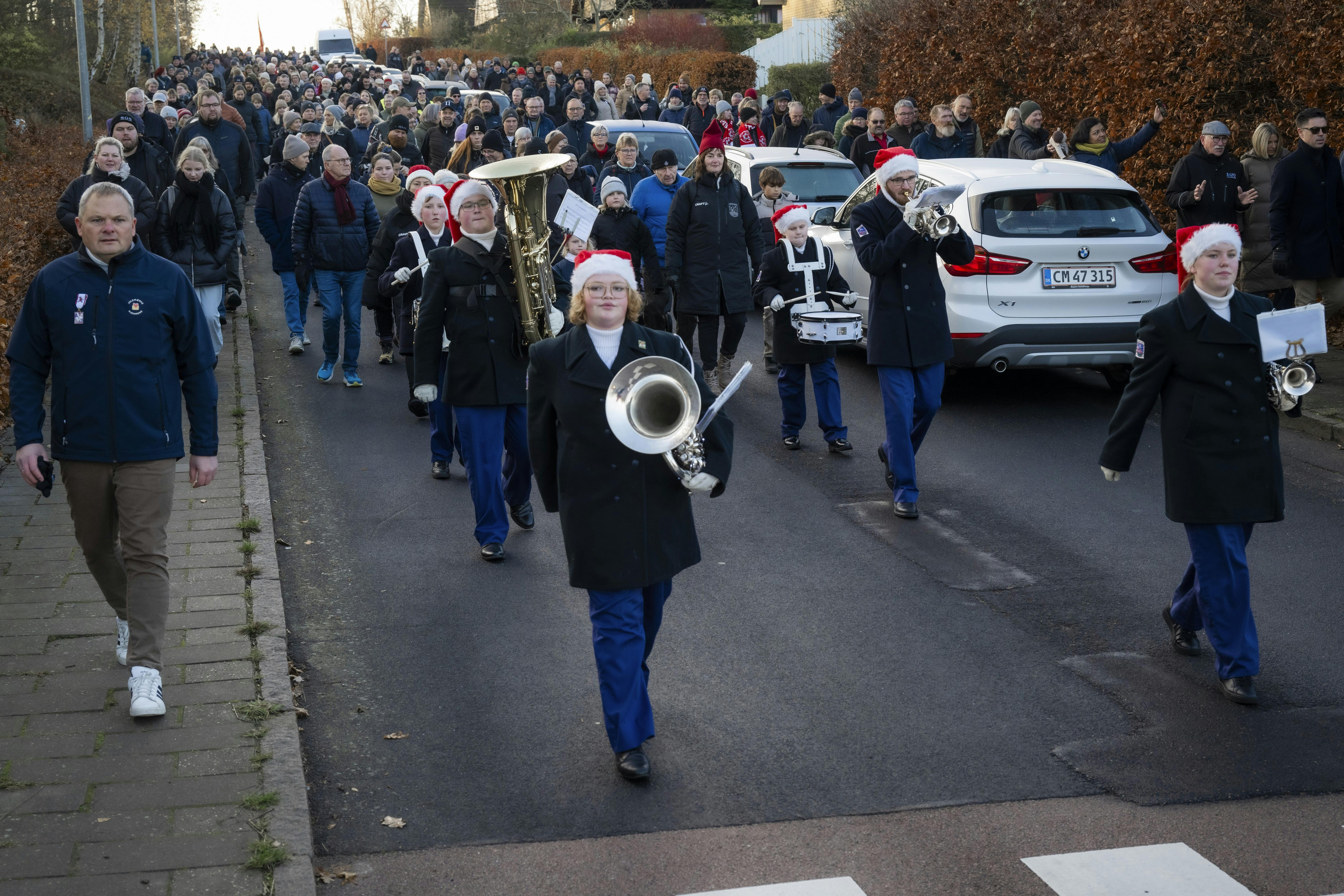Julemærkemarch i Skælskør for at samle penge ind til julemærkehjemmene.