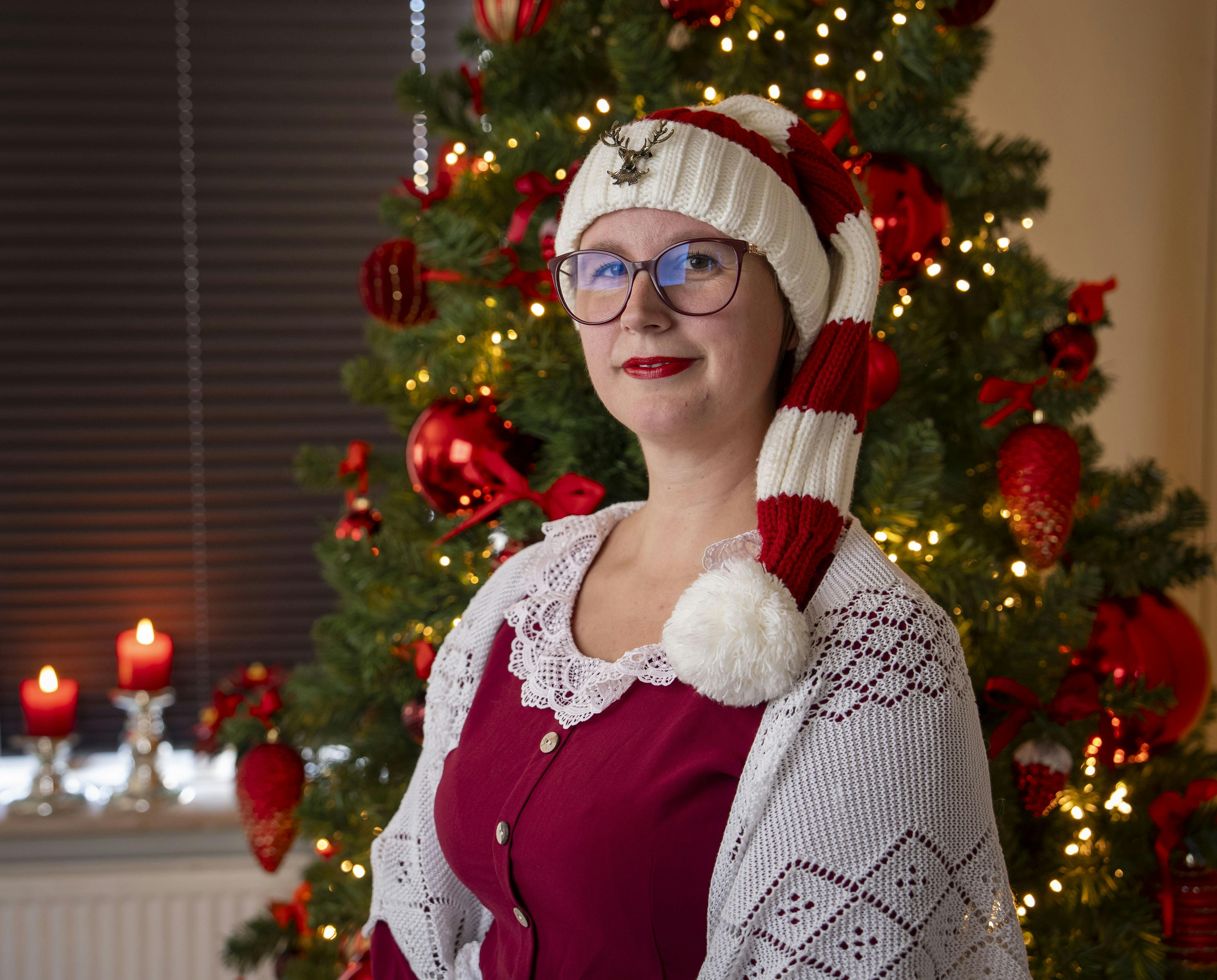 Nathja Katharina Nielsen  fra Frederikshavn er officielt blevet nisse i foreningen Danske Julemænd, Julemødre og Nisser.