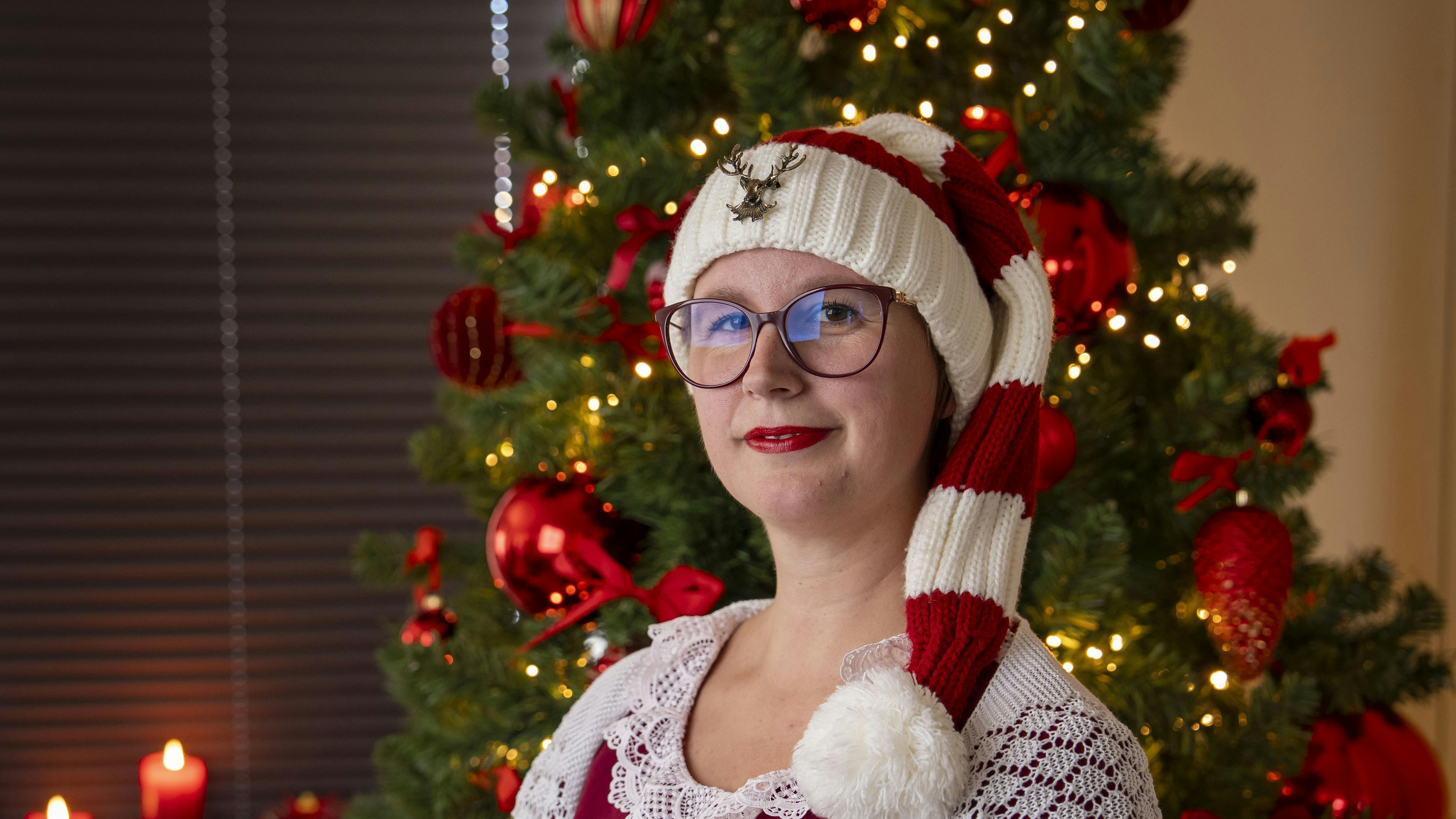 Nathja Katharina Nielsen fra Frederikshavn er officielt blevet nisse i foreningen Danske Julemænd, Julemødre og Nisser.