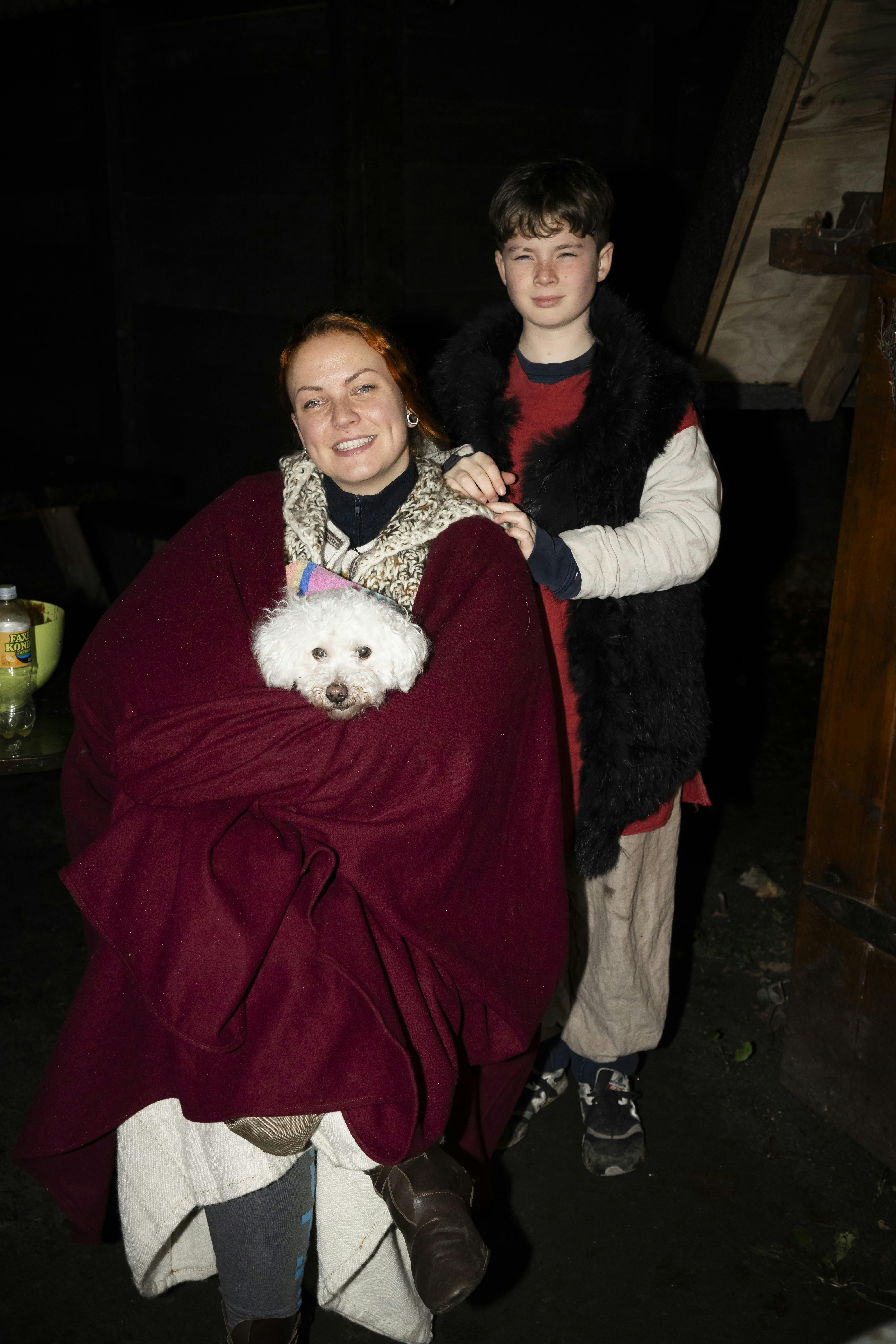 Nadja Vahl er taget til Frederikssund Vikingeplads for at fejre vintersolhverv.