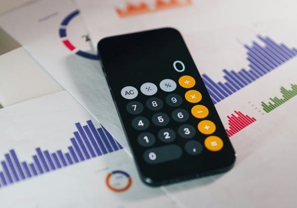 En lommeregner, der viser 0.