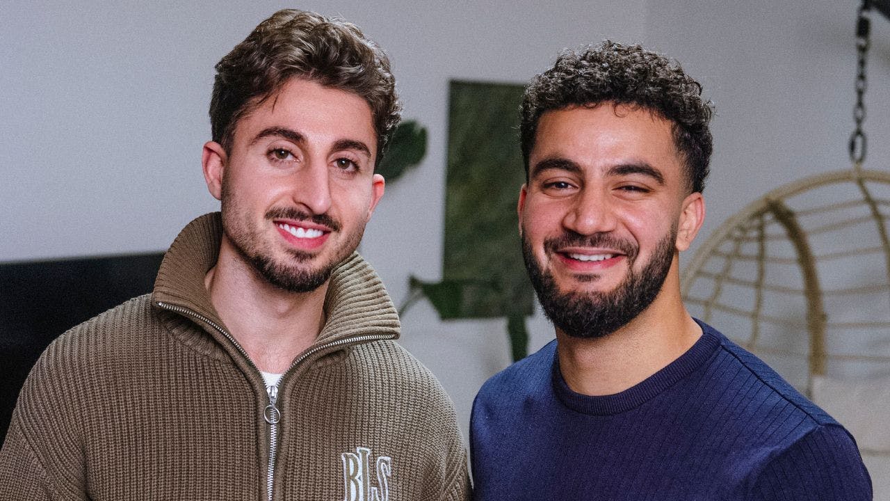 Mohammed og Rand fra først til verdens ende smiler stort