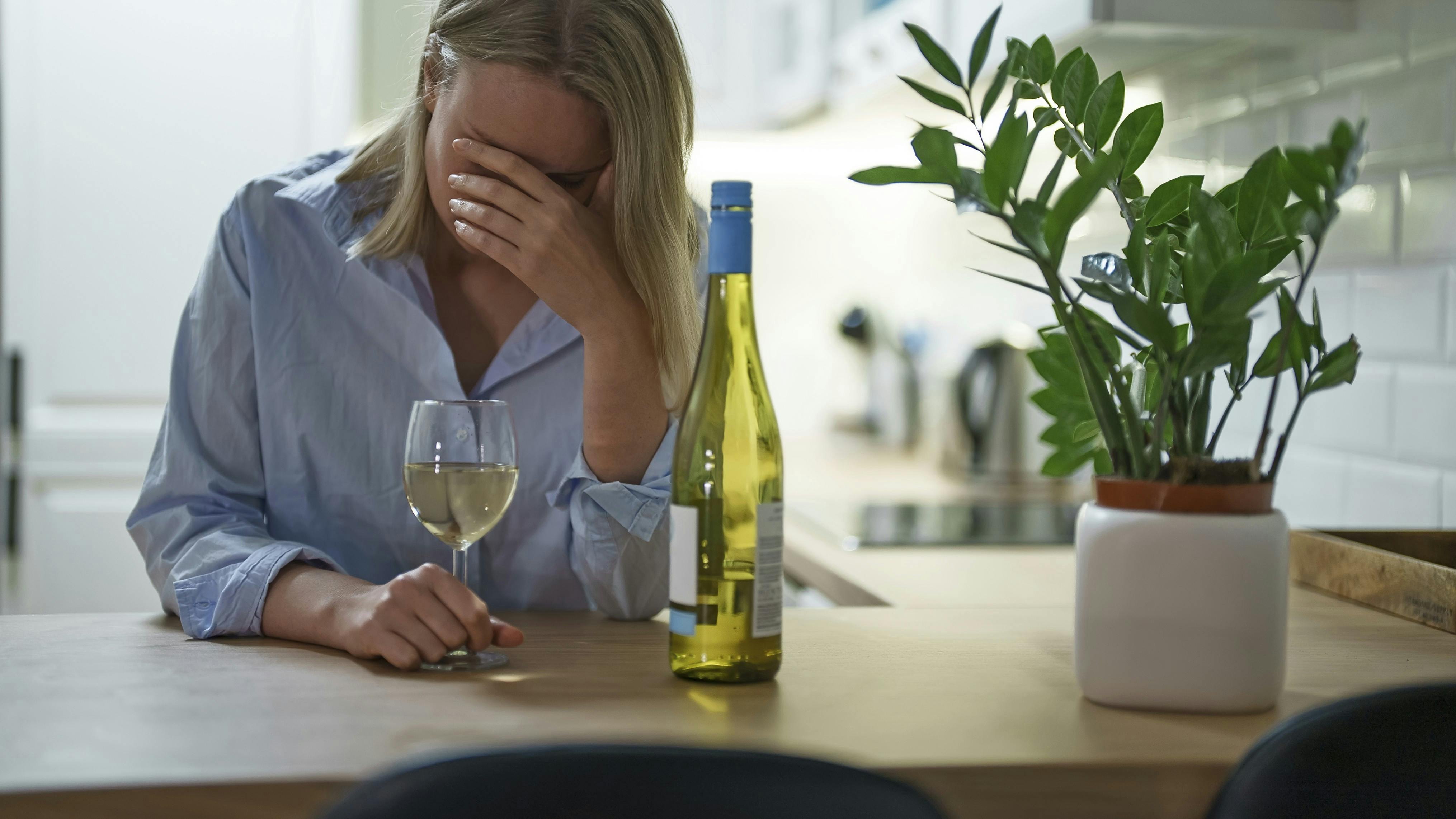 Tegn på alkoholmisbrug.
